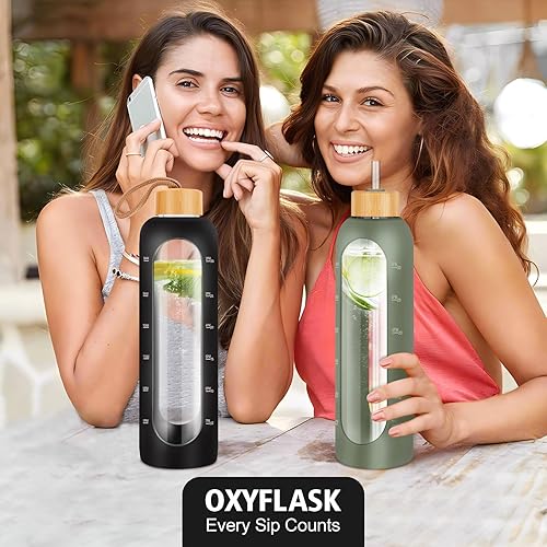 Miniatura 6 de Botellas de agua de vidrio de 32 onzas Botella de agua motivacional de vidrio para beber con funda de silicona, popote y 2 tapas de bambú, vaso de