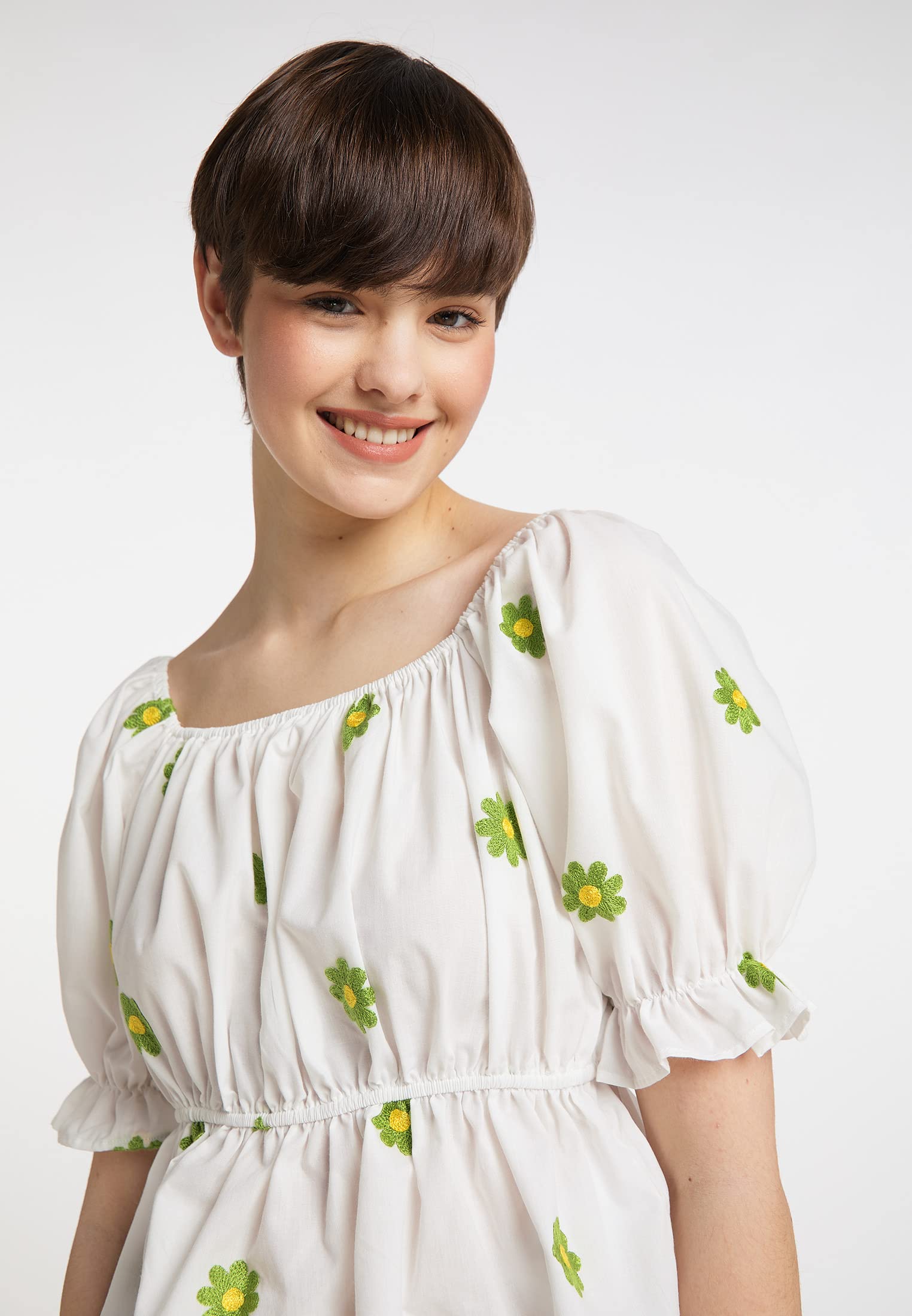 UCY Blouse Courte brodée Femme