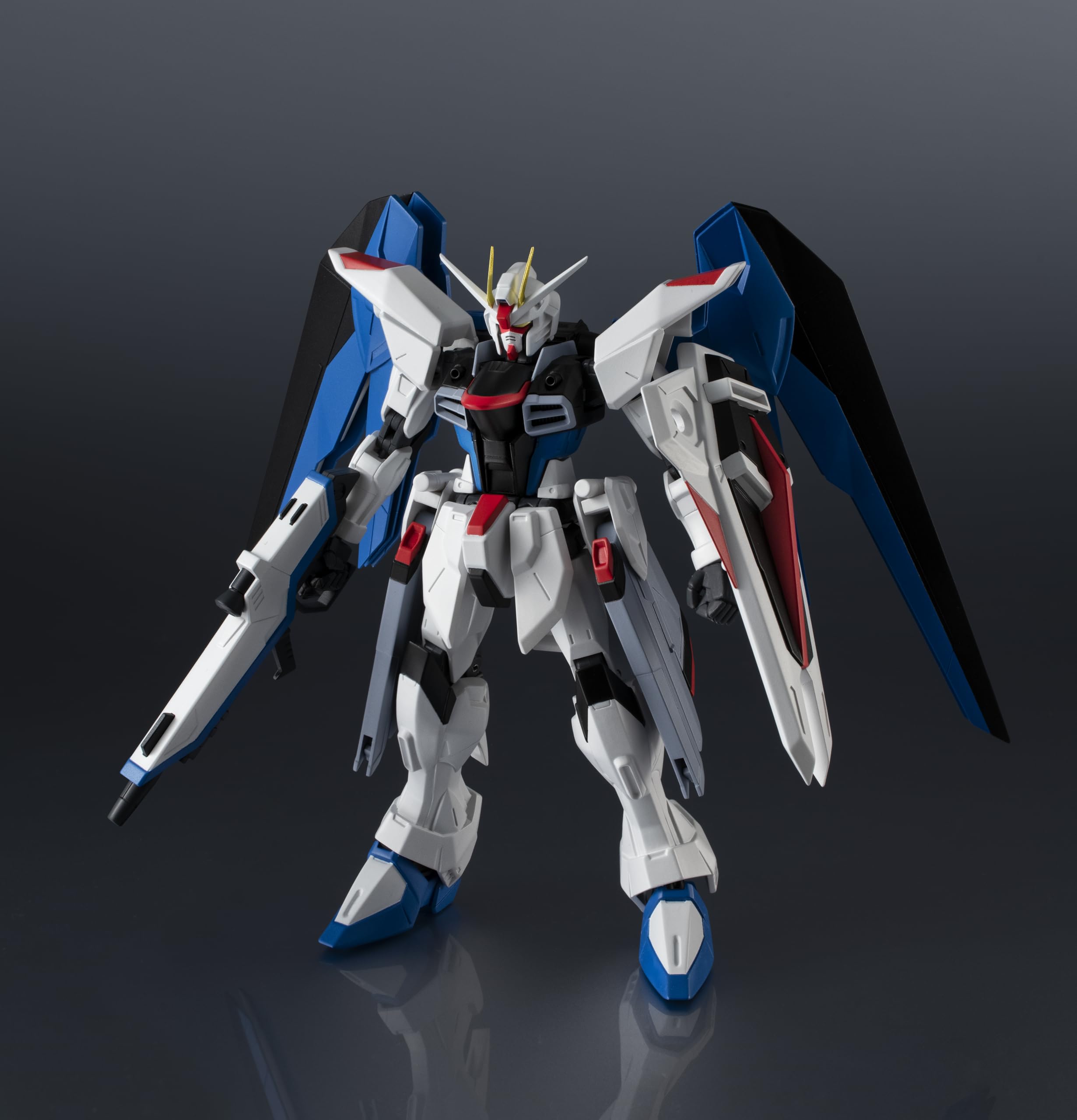 フリーダムガンダム フィギュア Amazon | TAMASHII NATIONS GUNDAM UNIVERSE 機動戦士ガンダムSEED