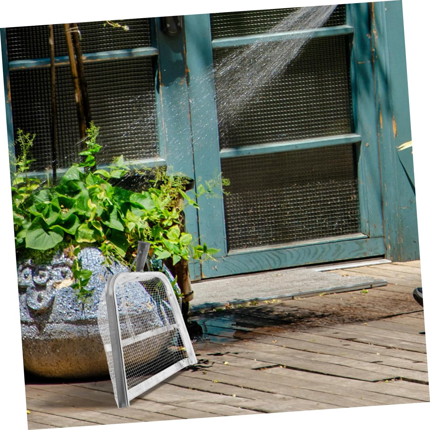 Outil de Tamisage du Sol en Fer Argenté, Léger et Portable, 1 Pièce | Usage Ferme et Plantation Familiale, Format Pratique Jardinage, Outil Agricole Polyvalent