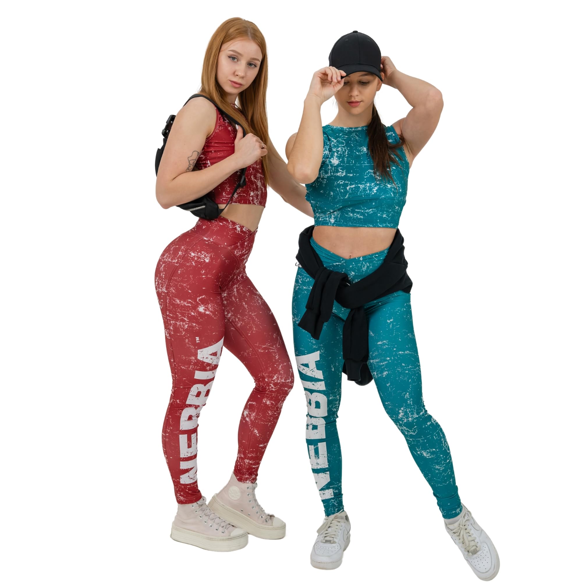 Nebbia Gym Leggings Damen – Kompressionsmaterial Push Up Leggings mit Öko-Material, V-Ausschnitt-Bund & Scrunch Butt Effekt – Blickdichte Sportbekleidung Hosen für Damen, Yogahose Lang