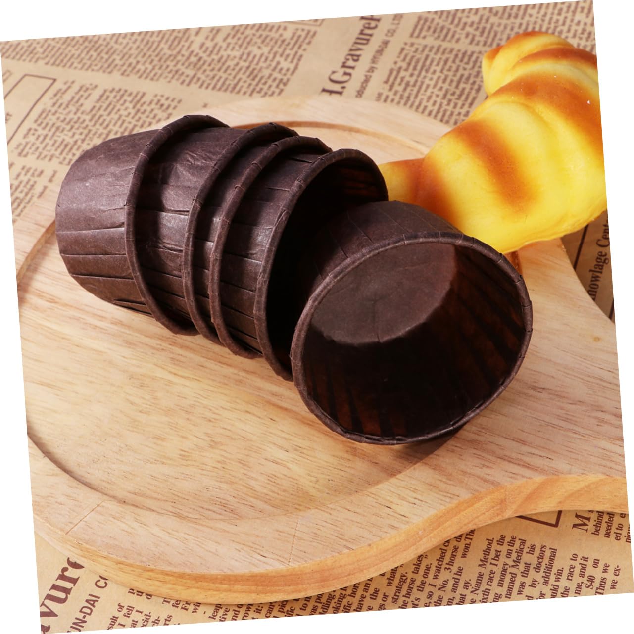 PRETYZOOM 300pezzi Pirottini Per Muffin Carta Greaseproof Resistenti Al Calore Per Cupcake e Dessert Confezione Pratica Per Cucina e Feste Cioccolato