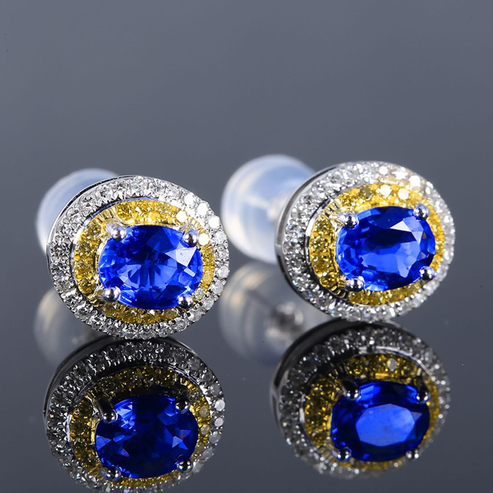Pendientes para Mujer Oro Blanco 9 K / 14 K / 18 Kilates, Ovalado con Zafiro Creado y Moissanita, Pendientes de Mujer Plata Azul