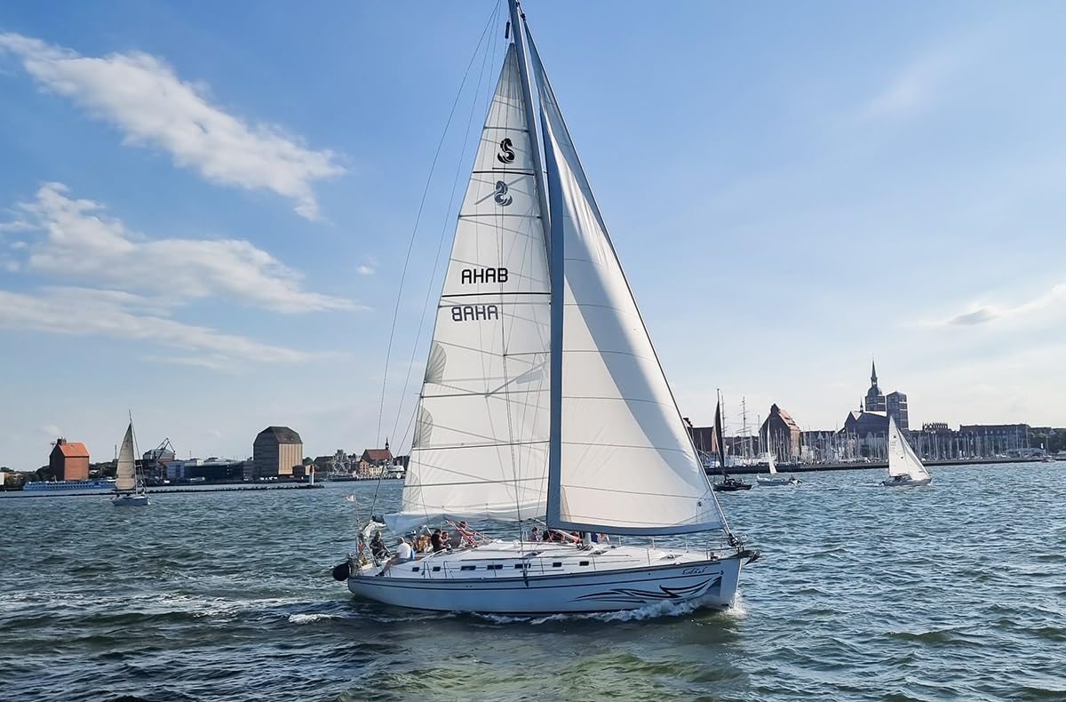JOCHEN SCHWEIZER Geschenkgutschein: Segeltörn mit Übernachtung an Bord Stralsund
