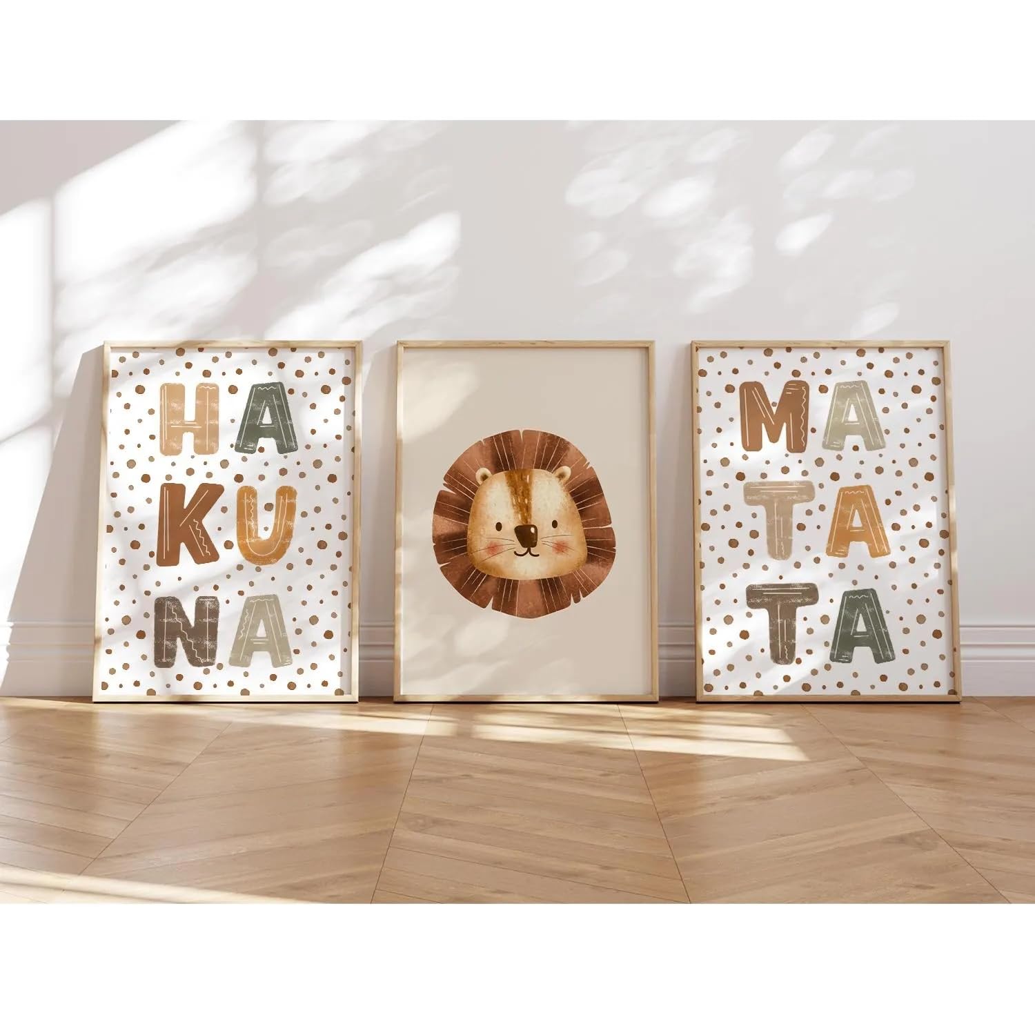 MeinBaby123® Poster Kinderzimmer | 3er Set DIN A4 | Wandbilder | Kinderzimmer Poster | Deko Bilder | Babyzimmer Deko | Geschenk zur Geburt | Wandposter Premium (Hakuna Matata A4)