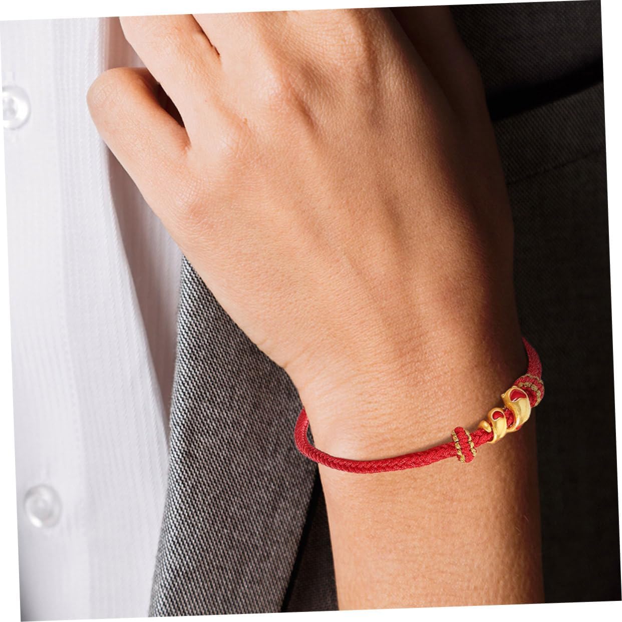 2Pcs Zodiac Snake Red String Bracelet Handwoven Lucky for Couples Celebrating Chinese Year with Traditional Charm and Meaningful Design