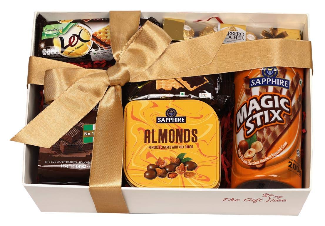 The Gift Tree Premium Chocolates Gift Hamper | Chocolates Hamper & Premium Snack Hamper | Gift for christmas, New Year, Celebrations 1