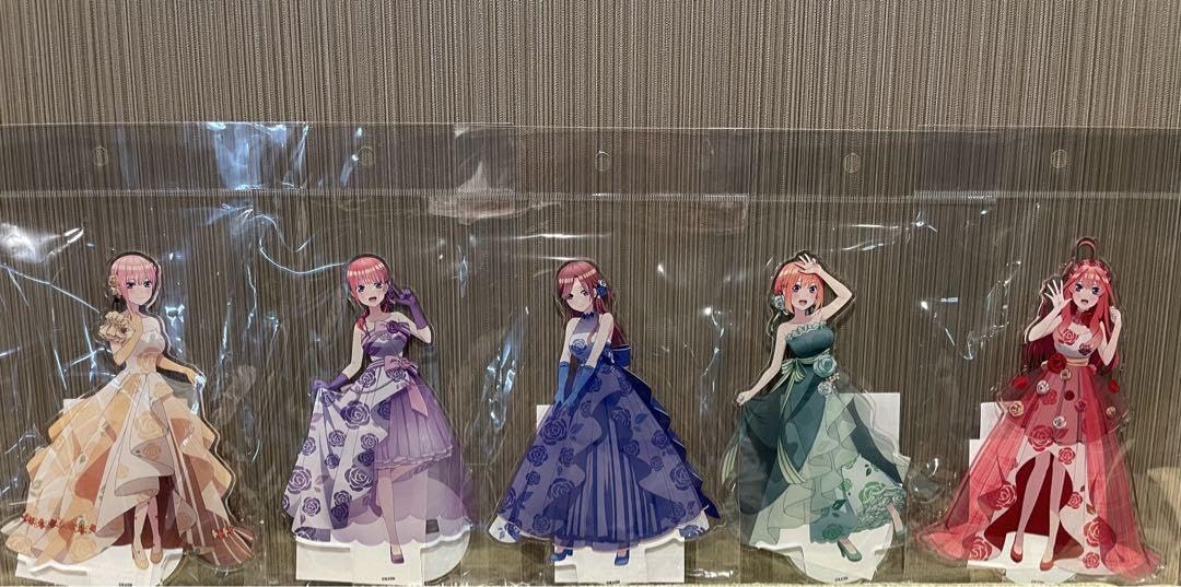 Amazon | 五等分の花嫁 “披露宴” アクリルスタンド 五つ子セット