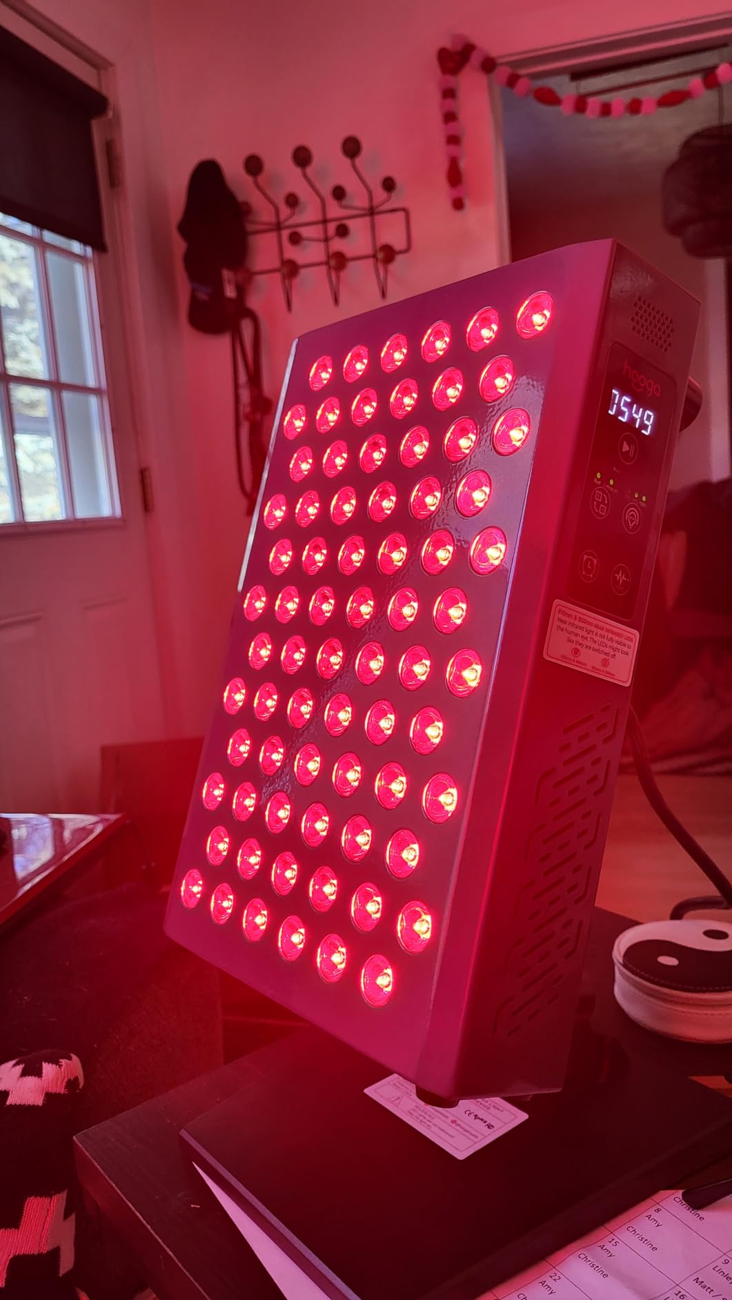 Hooga ULTRA1500 full body red light therapy panel product listing on Amazon