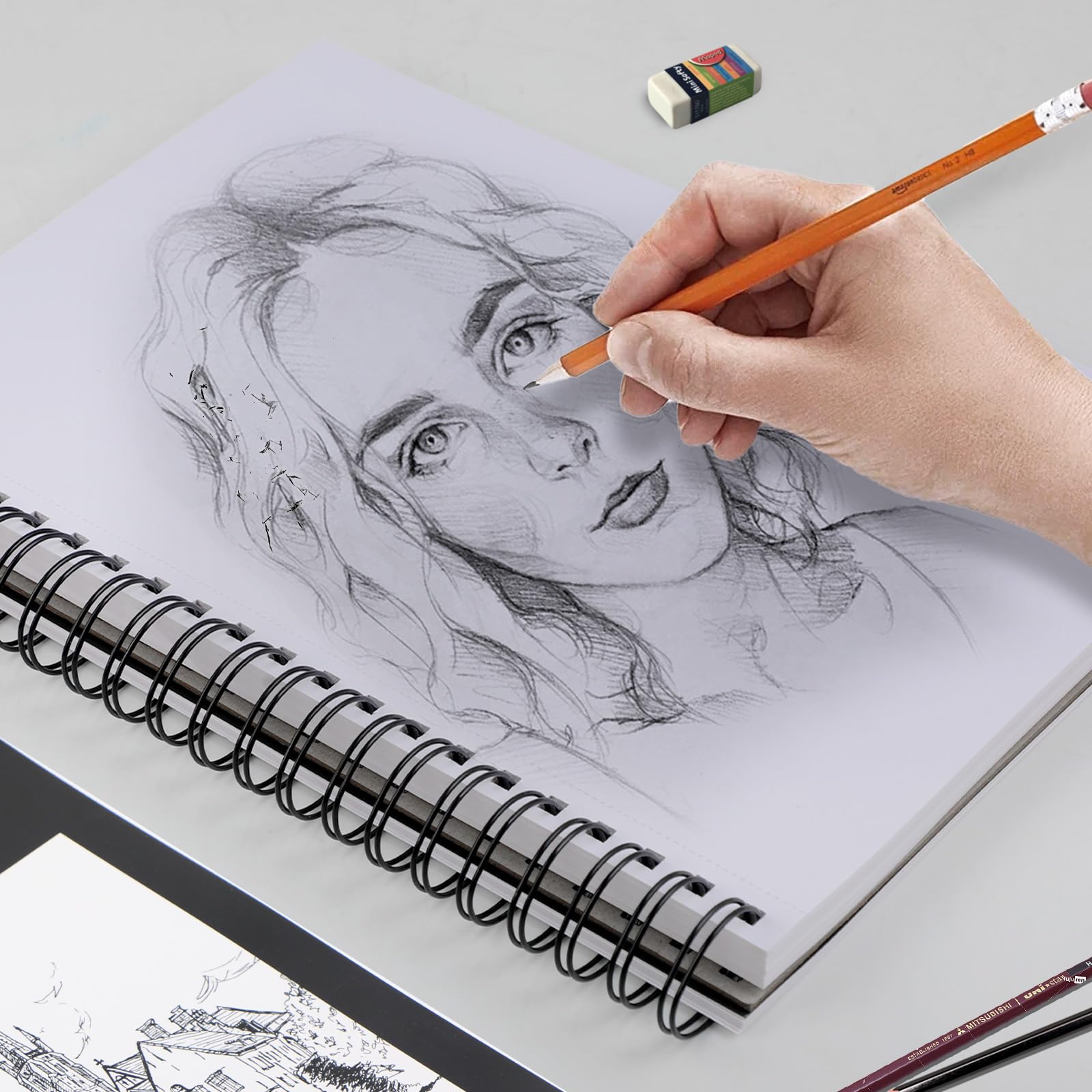 Sketchbook A4 – Album da Disegno Premium, 50 Fogli/100 Pagine, 200 g/m², Blocco da Disegno A4 a Spirale, Album Disegno e Quaderno da Disegno per Artisti e Designer, Ideale per Schizzi e Note.