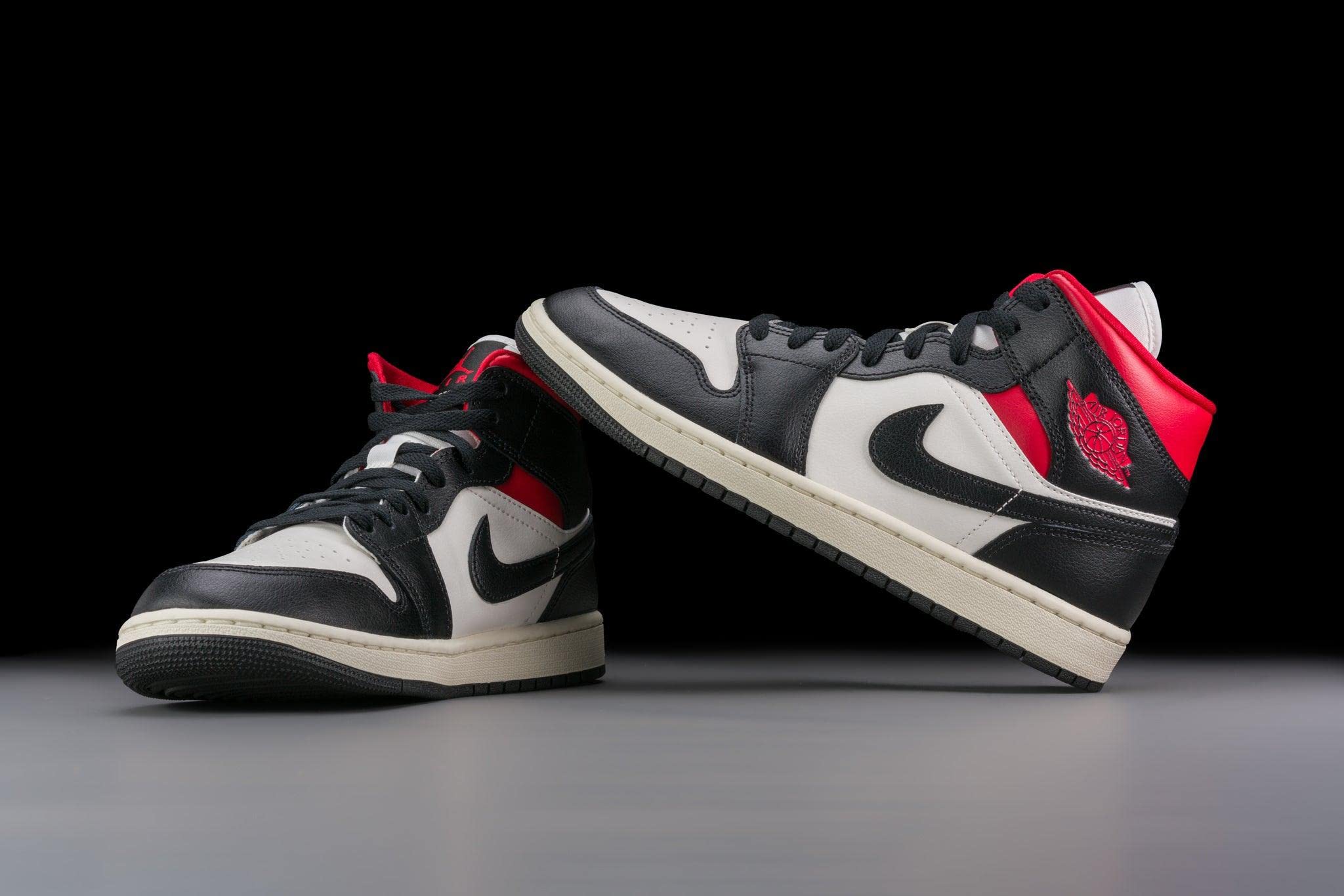 AIR JORDAN 1 Mid Gym Red Panda BQ6472-061 Size 41