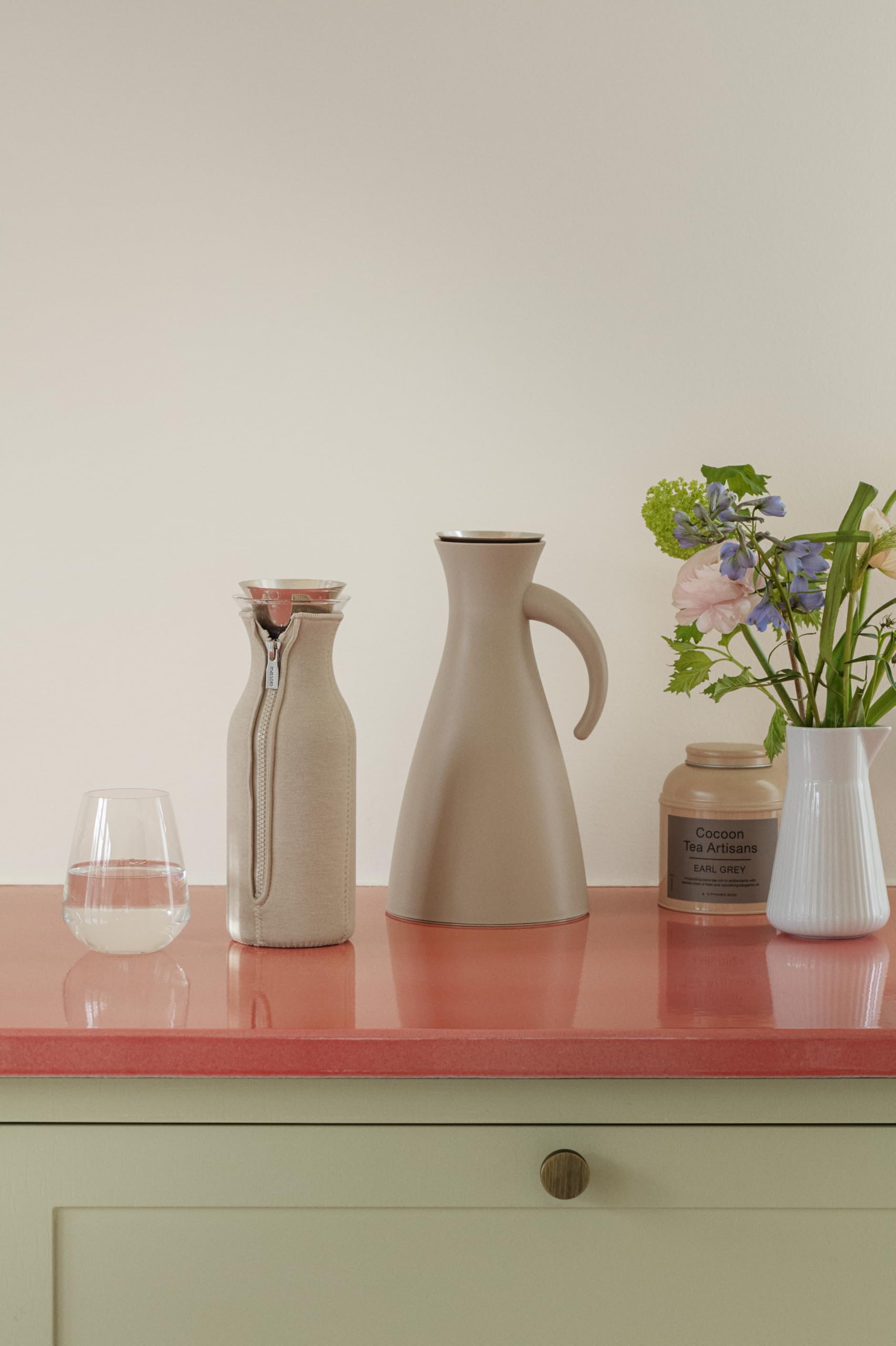 Eva Solo | Jarra de Nevera de 1,0 l Caramel Cream |Se Adapta a Puertas de frigorífico estándar | Caramel Cream