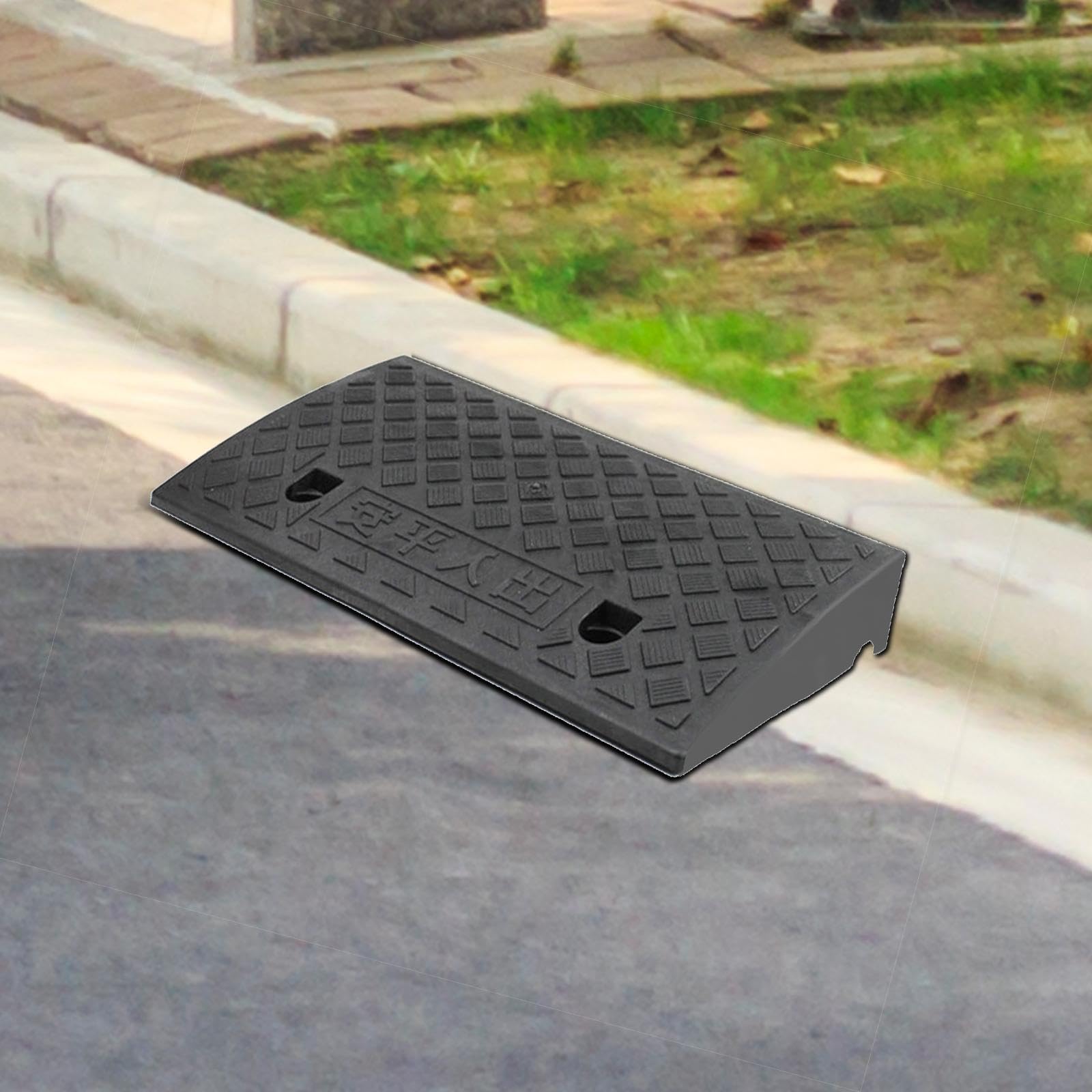 Rampa de Acceso, Rampa para Bordillo, Reductor de Velocidad, Alfombrilla Antideslizante, Fabricada en PP para Un Acceso a Las Pu, mi