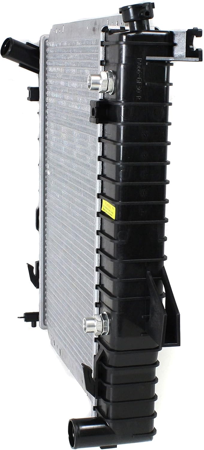 Evan Fischer Radiator Compatible with 1998-2001 Ford Ranger, Fits 1998-2001 Mazda B2500 2.5L Partslink MA3010130