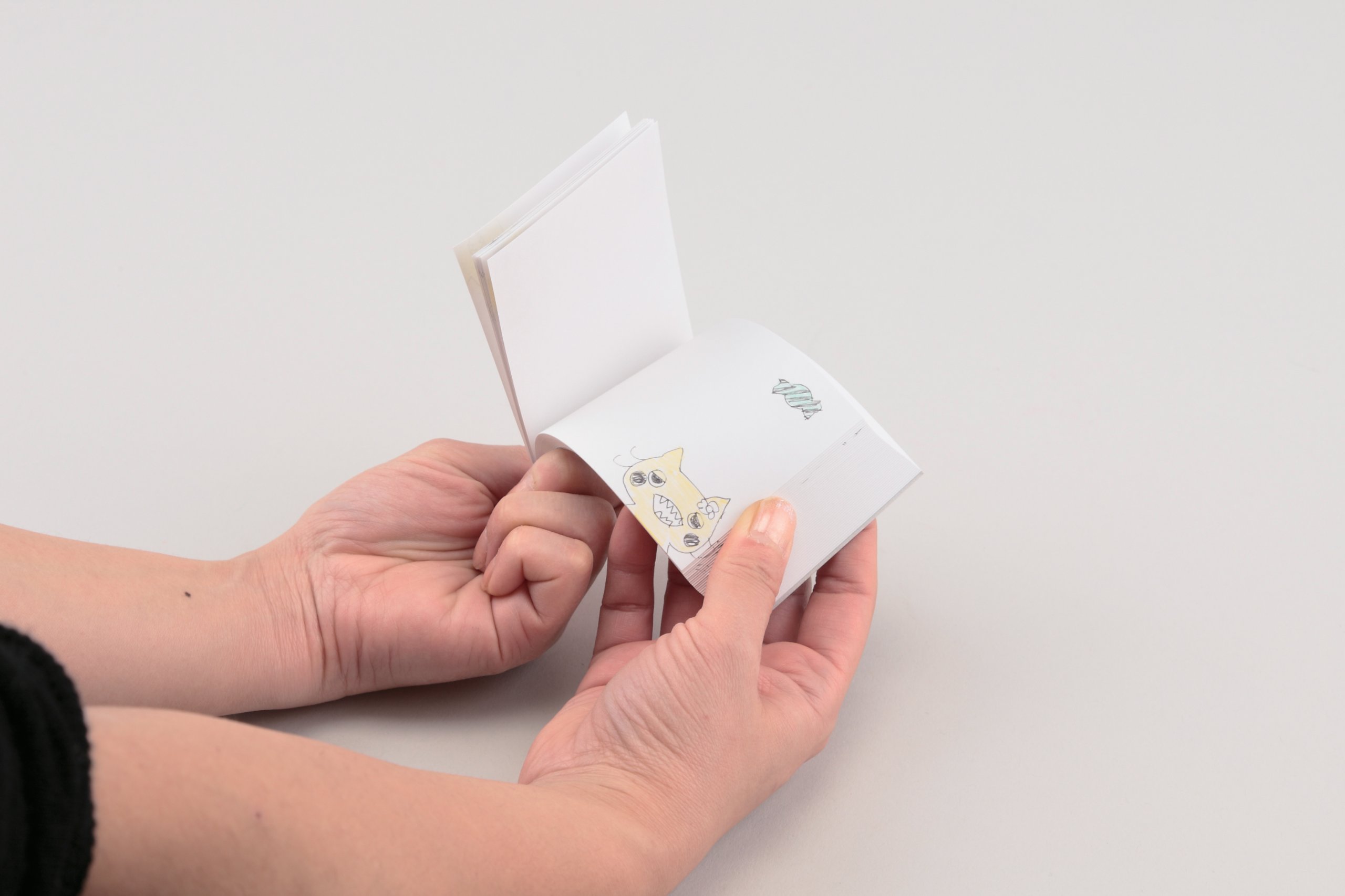 Amazon.co.jp: パラパラ漫画 50枚 【5冊】 : ホビー