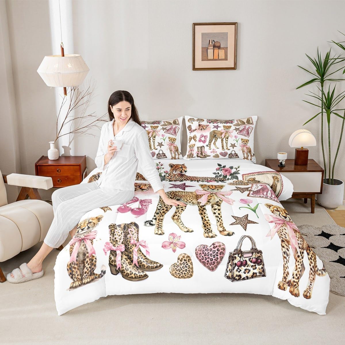 Manfei Girly Bow Cute Comforter Sets Full Size,Cartoon Cheetah Boots Bedding Comforter for Kids Girls Boys,Wild Animal Prints Quilt Sets for Bedroom Decor,Duvet Insert,2 Pillowcase,Pink Brown