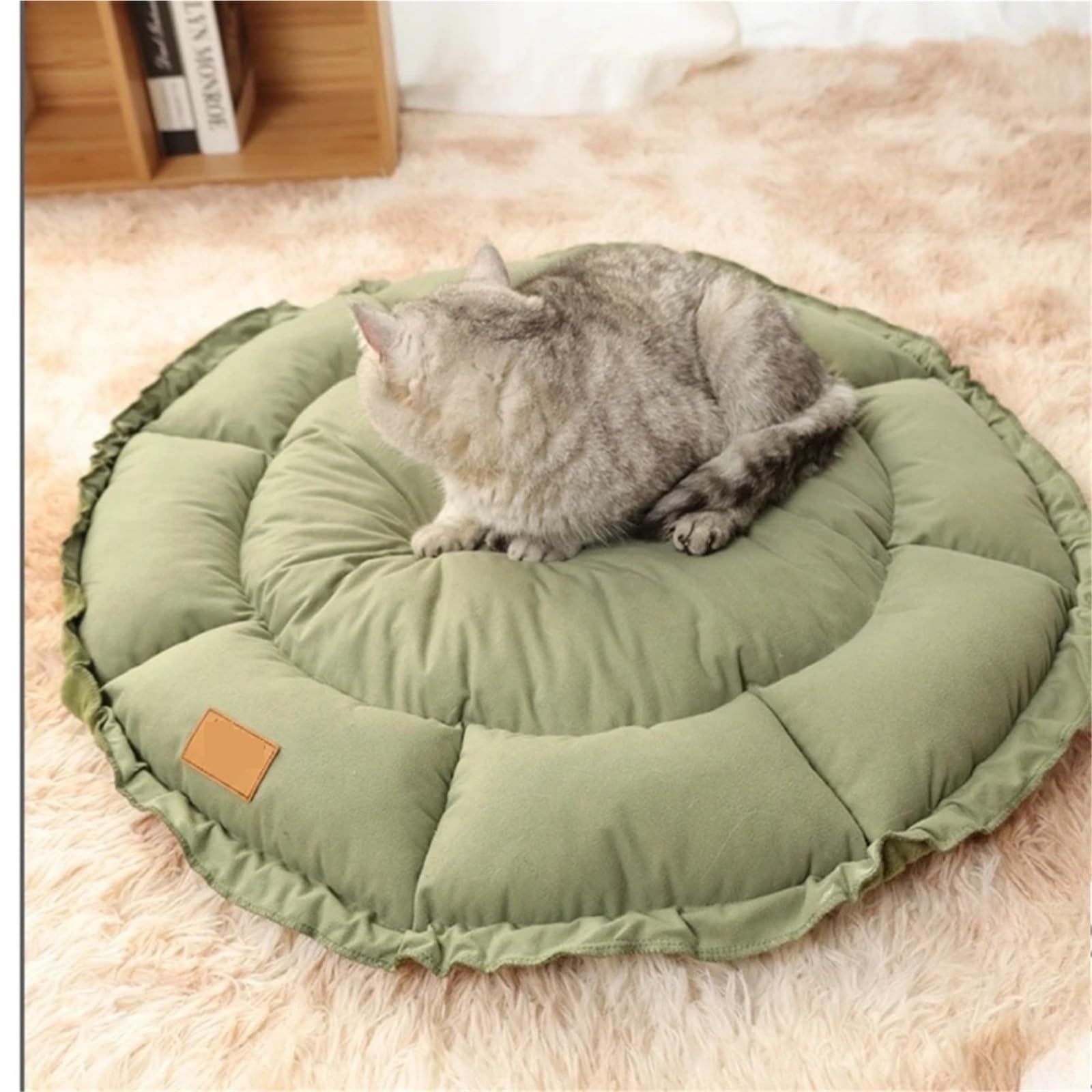 Plüschbett für Tiere Doppelseitiger Kordelzug, kreative, weiche und warme Katzenbettmatratze, waschbar, saisonales Universal-Hundezubehör for Haustiere(Dark Green,M 55 55 3)