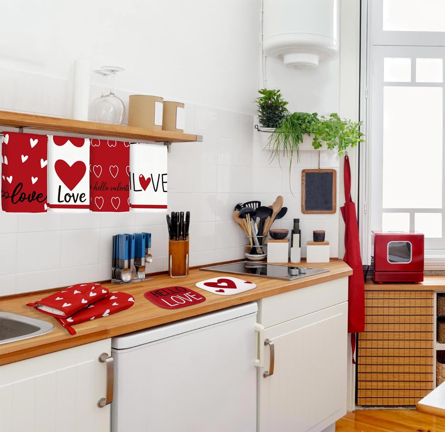 Tieshankao 10Pcs Valentines Day Kitchen Decor Set Towels Pot Holders Oven Mitts Mats for Home Baking Gifts