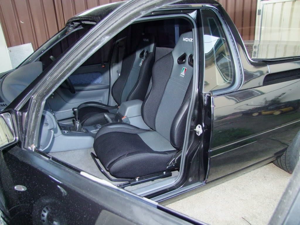 Bеѕt Cуbеr Dеаlѕ 🔥 Trim seal rubber for Doors Oversize Bulb 43/64 Bulb Diameter x 0.039-15/64 Grip Range x 15/16 U Heigh (5 Feet)