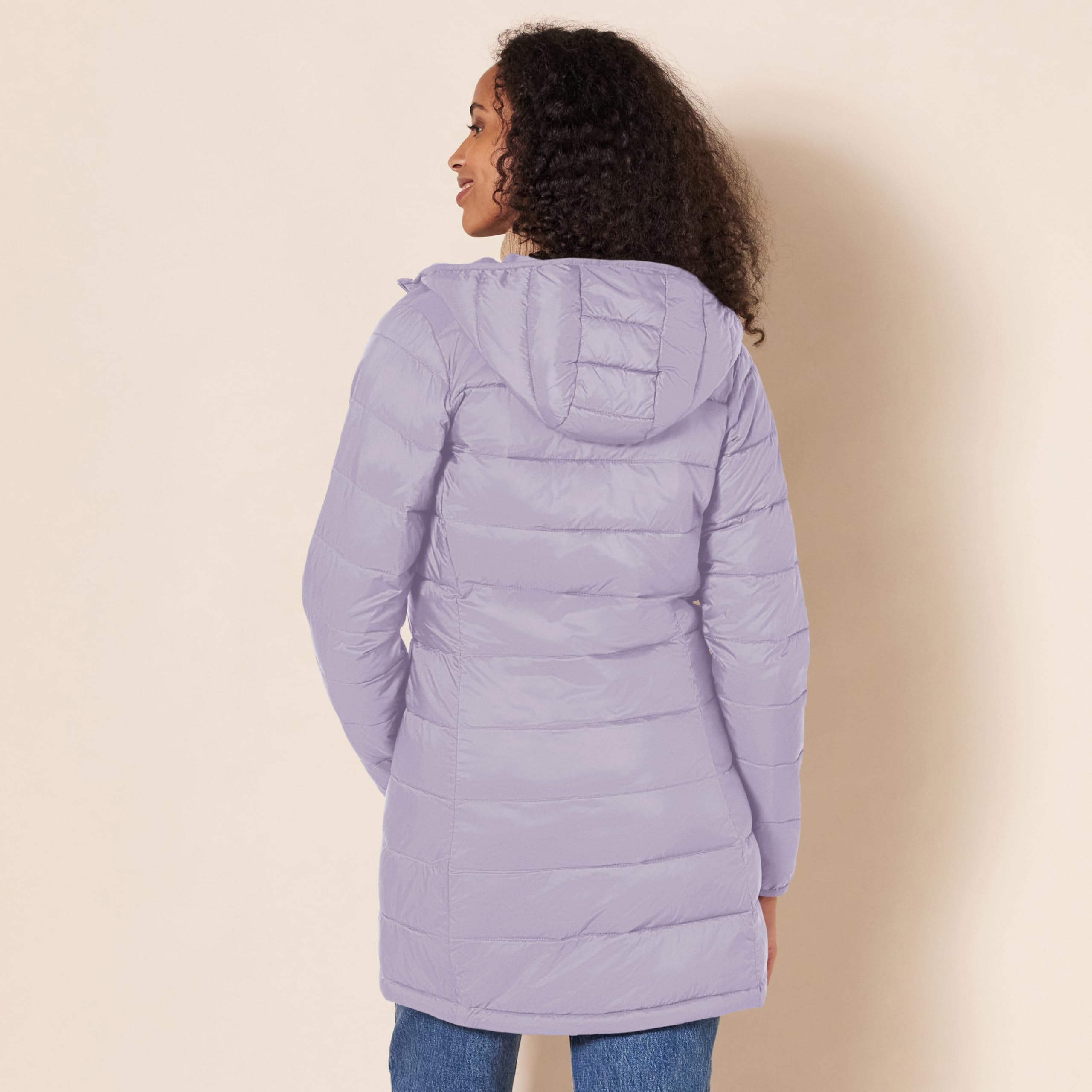 Amazon Essentials Piumino con Cappuccio Ripiegabile, Leggero e Resistente all'Acqua, vestibilità Regolare (Disponibile in Taglie Forti) Donna