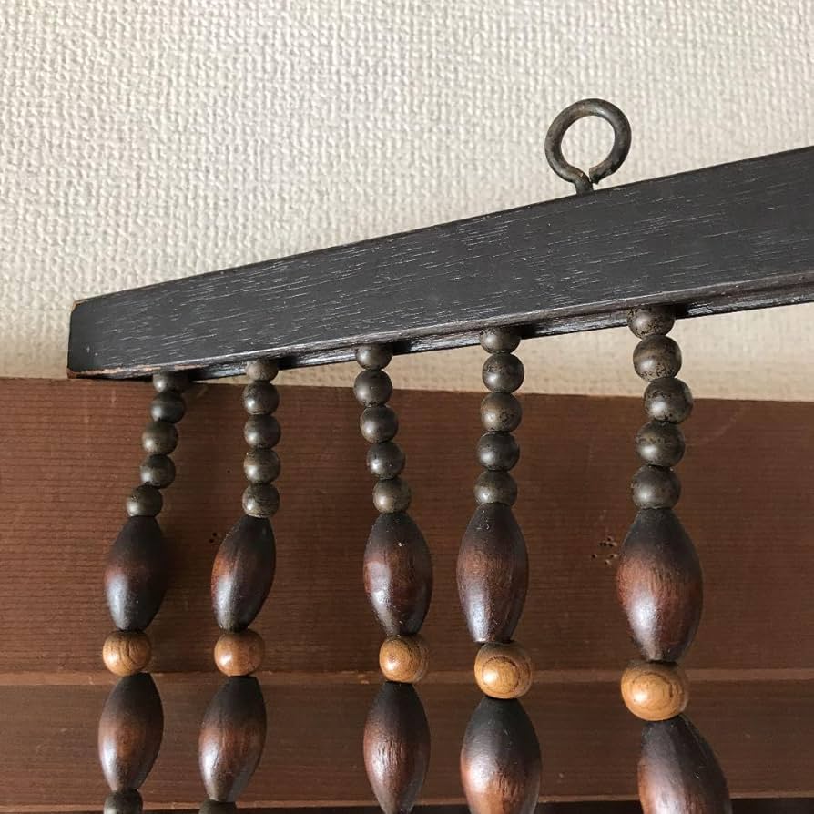 Amazon｜レトロ 木製 球のれん 85cm70cm 玉のれん 暖簾