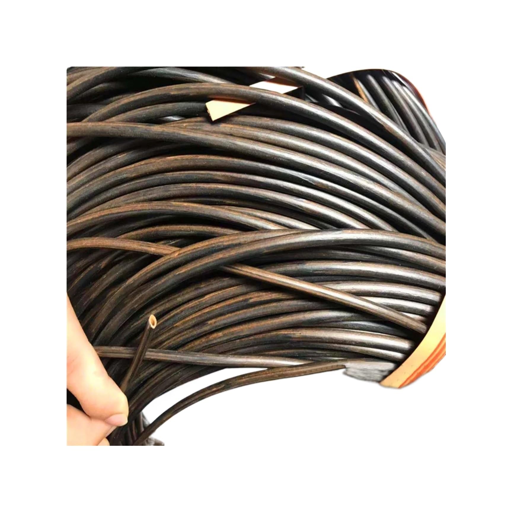 Rotin synthétique de tissage pour rénover une table ou une chaise