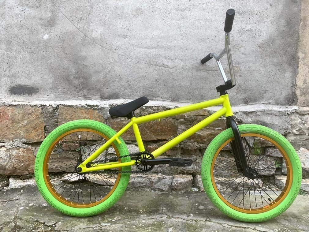 Amazon.co.jp: BMX 自転車 20インチフリースタイルBMXバイク