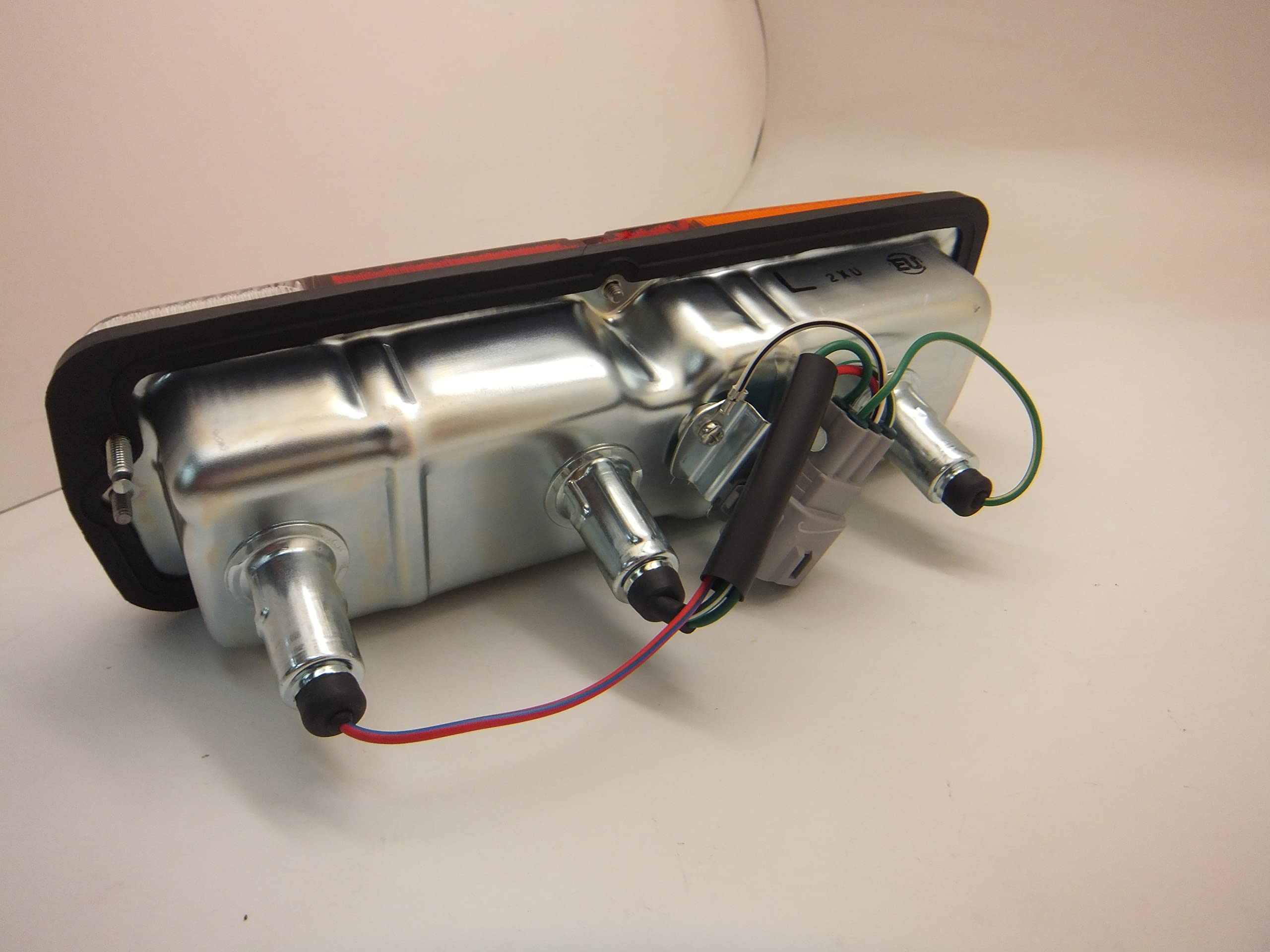 Amazon | トヨタ向け ダイナ リアコンビランプ 左 | ブレーキ