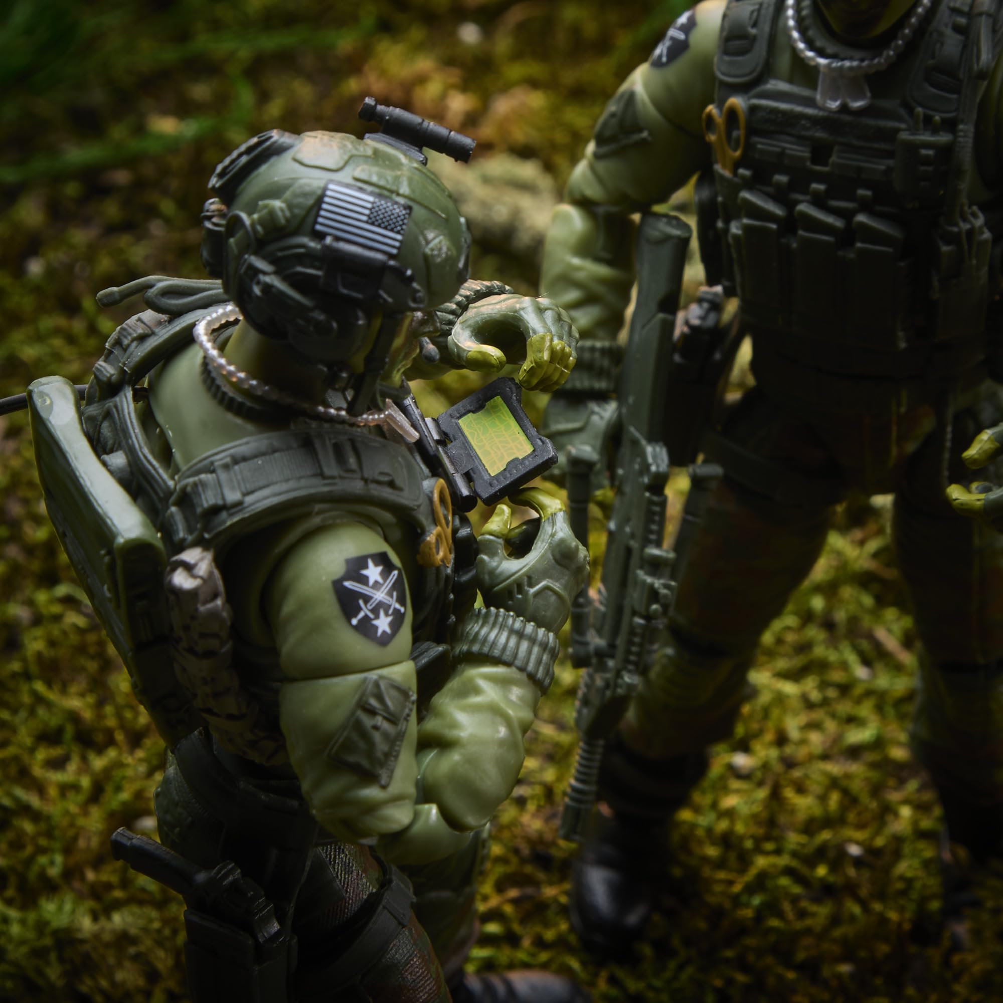 G.I. Joe Classified Series, Legacy Collection, Soldado de acción - Fuerzas Especiales, Set de Figura Coleccionable de 15 cm con 16 Accesorios