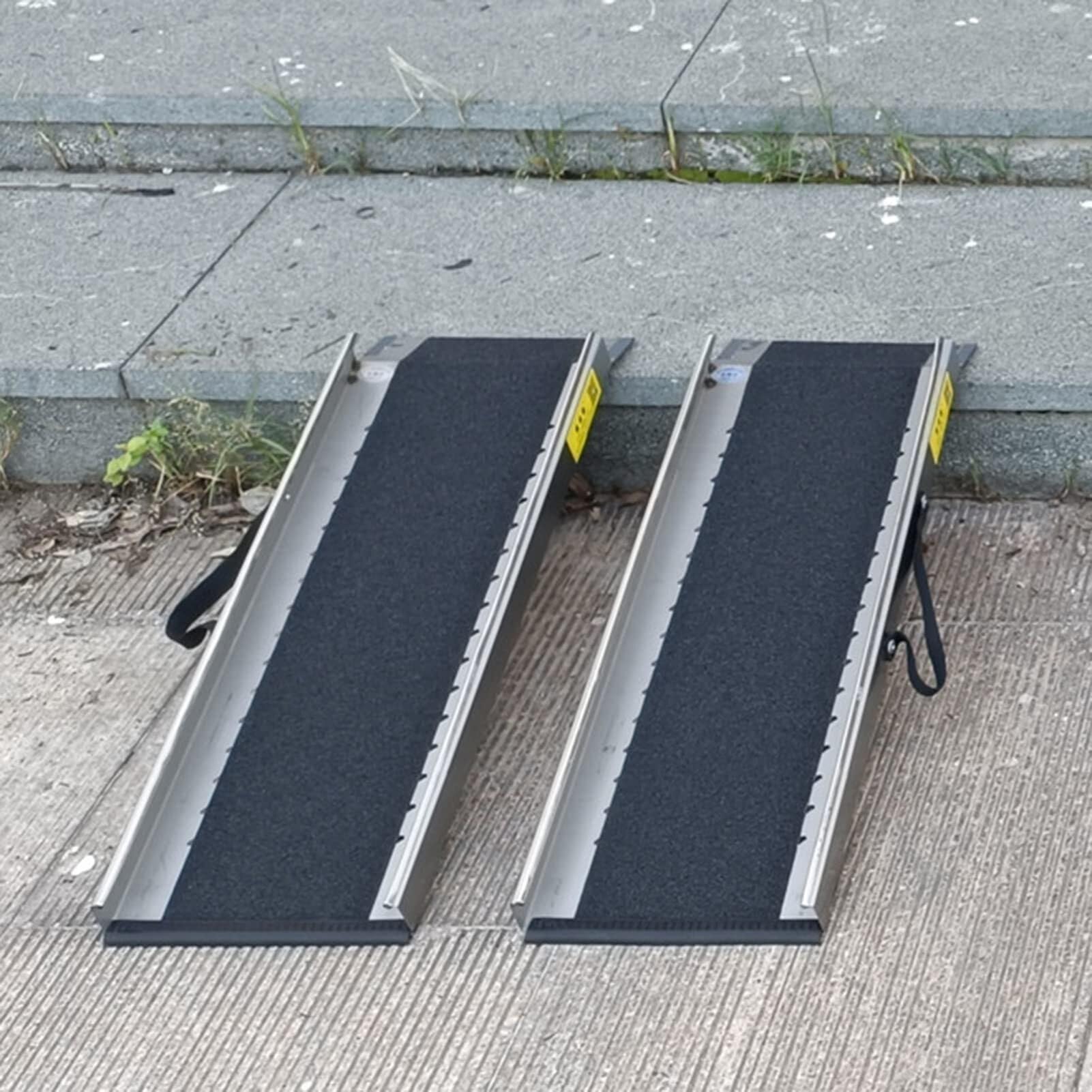 Rampa de umbral de silla de ruedas para escalones, escaleras, puerta, rampas ligeras de 15 cm/25 cm de elevación, ideal para carretillas de mano, bicicletas y scooters (60 cm de largo)