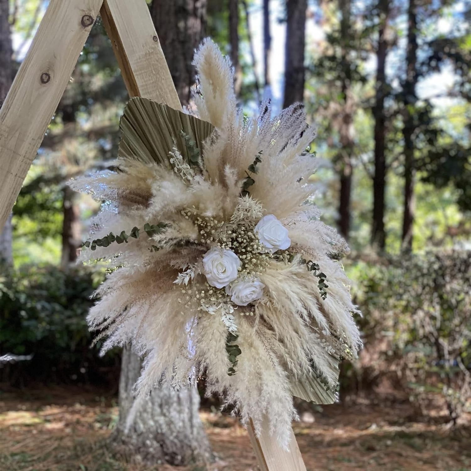 Décoration murale bohème à suspendre à l'herbe de la pampa et fleurs séchées – Arrangement floral naturel rustique pour arches de mariage, murs de ferme et décoration d'intérieur (Bohc bois)