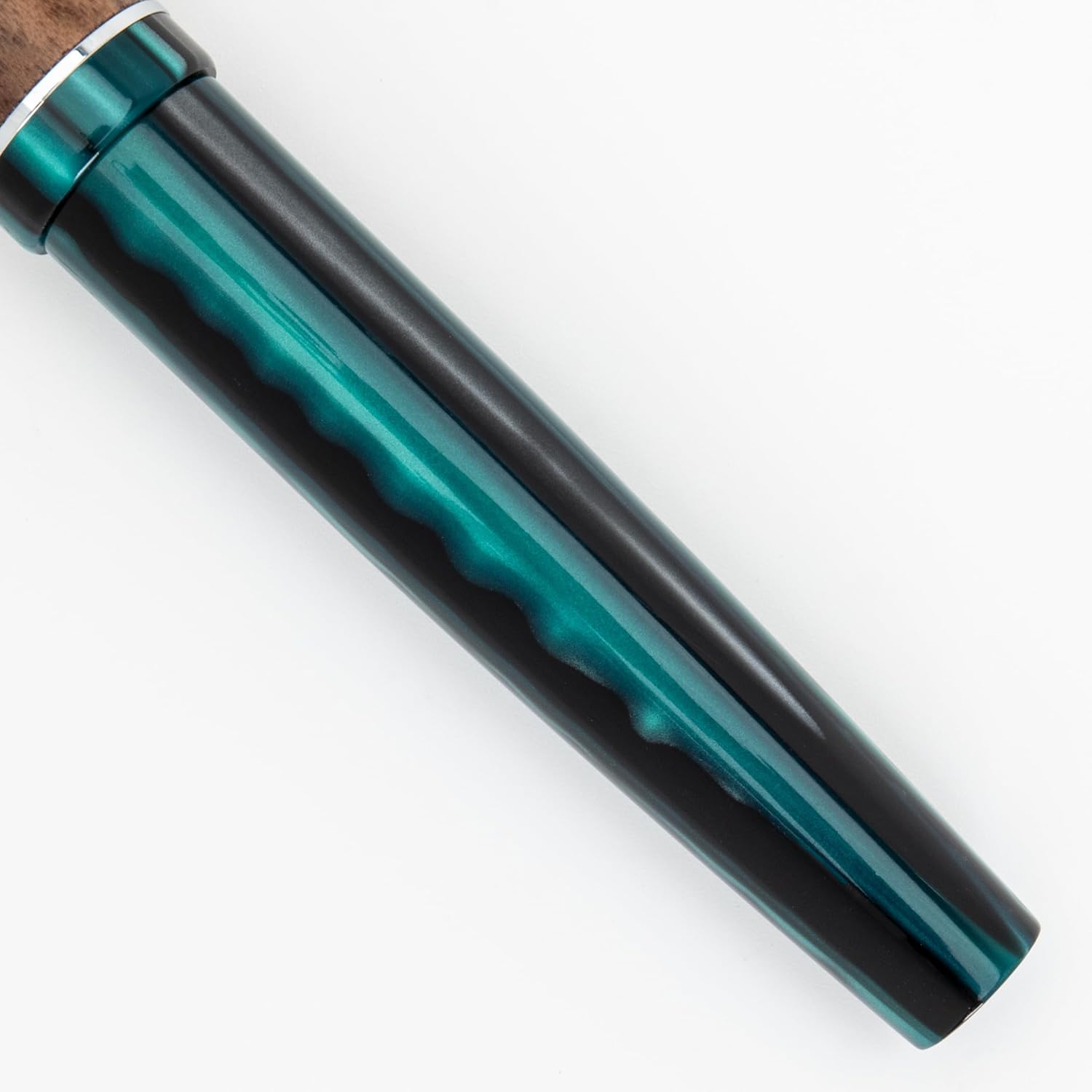 Monteverde USA Giant Sequoia Fountain Pen, Medium Stainless Steel JoWo Nib, Quality Green Resin, Polished Chrome Trim, Luxury Gift Box Included