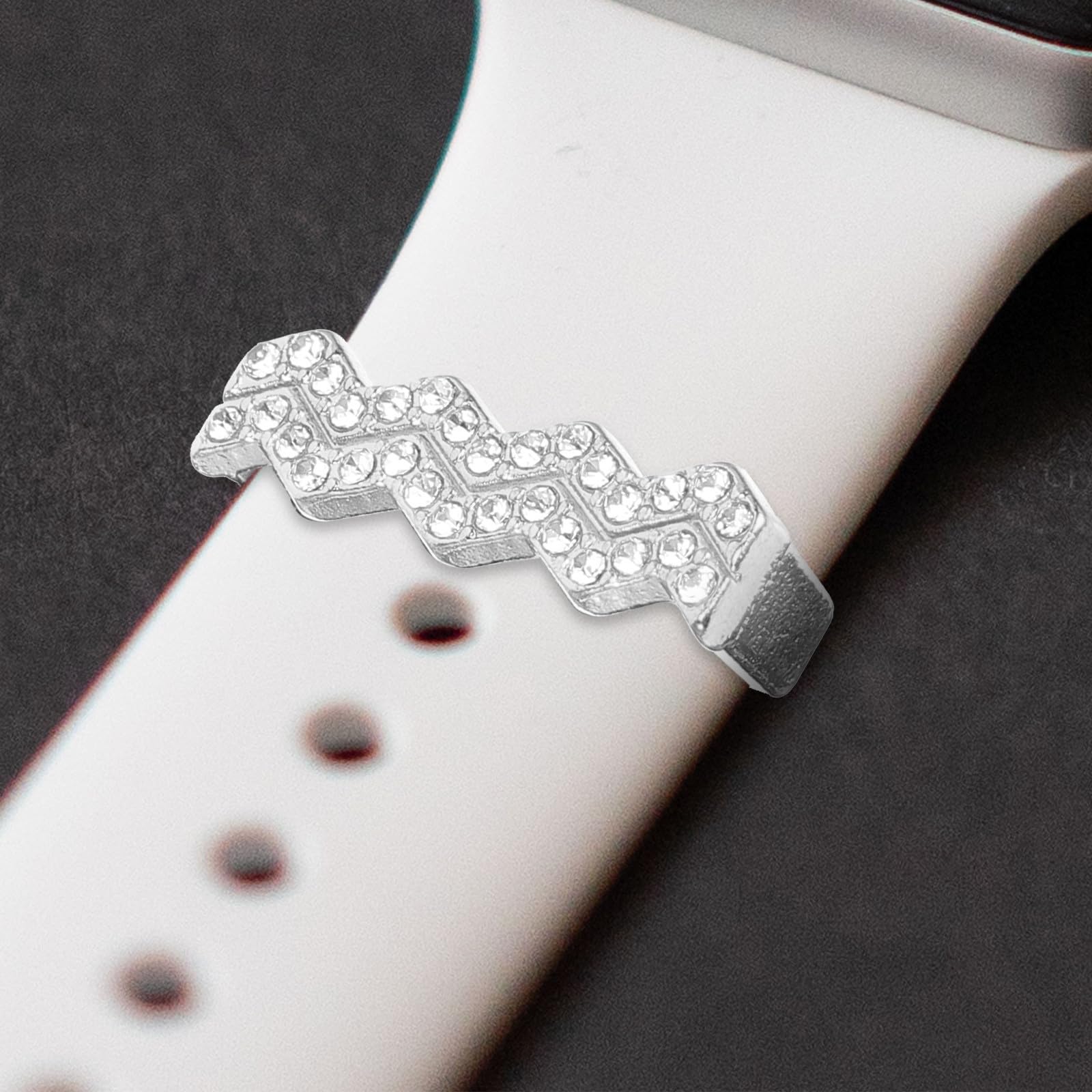 ULTECHNOVO Breloques en Métal pour Bracelet de Montre en Silicone, Lot de 3 Pièces Strass Uniques, Décoration Facile à Utiliser pour Bracelet Montre Connectée Largeur 22mm