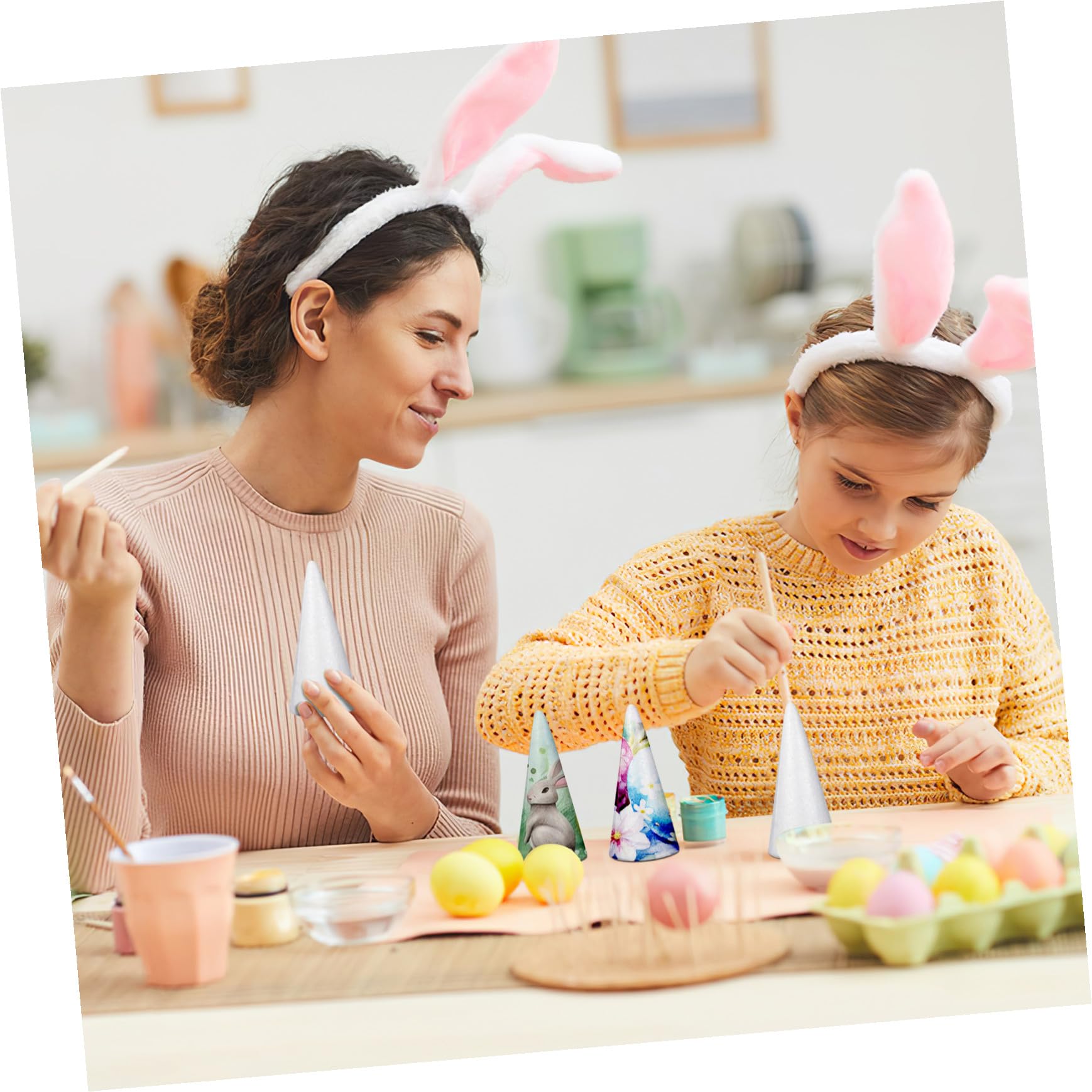 Styroporkegel zum Basteln, 12 Stück Schaumkegel DIY Weihnachtsschmuck Selber Machen Kind Basteln Schüttgut Kegelschaum Bastelbedarf Für Weihnachten Zapfen Schaumstoff-weihnachtshandwerk Kegelform Weiß