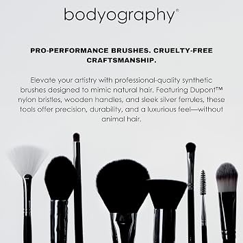 Bodyography Flat Shader Eyeshadow Brush | Synthetic Bristles for Precise Application & Packing Pigment | Ideal for Cream, Powder & Liquid Eyeshadows | Ergonomic Handle for Control