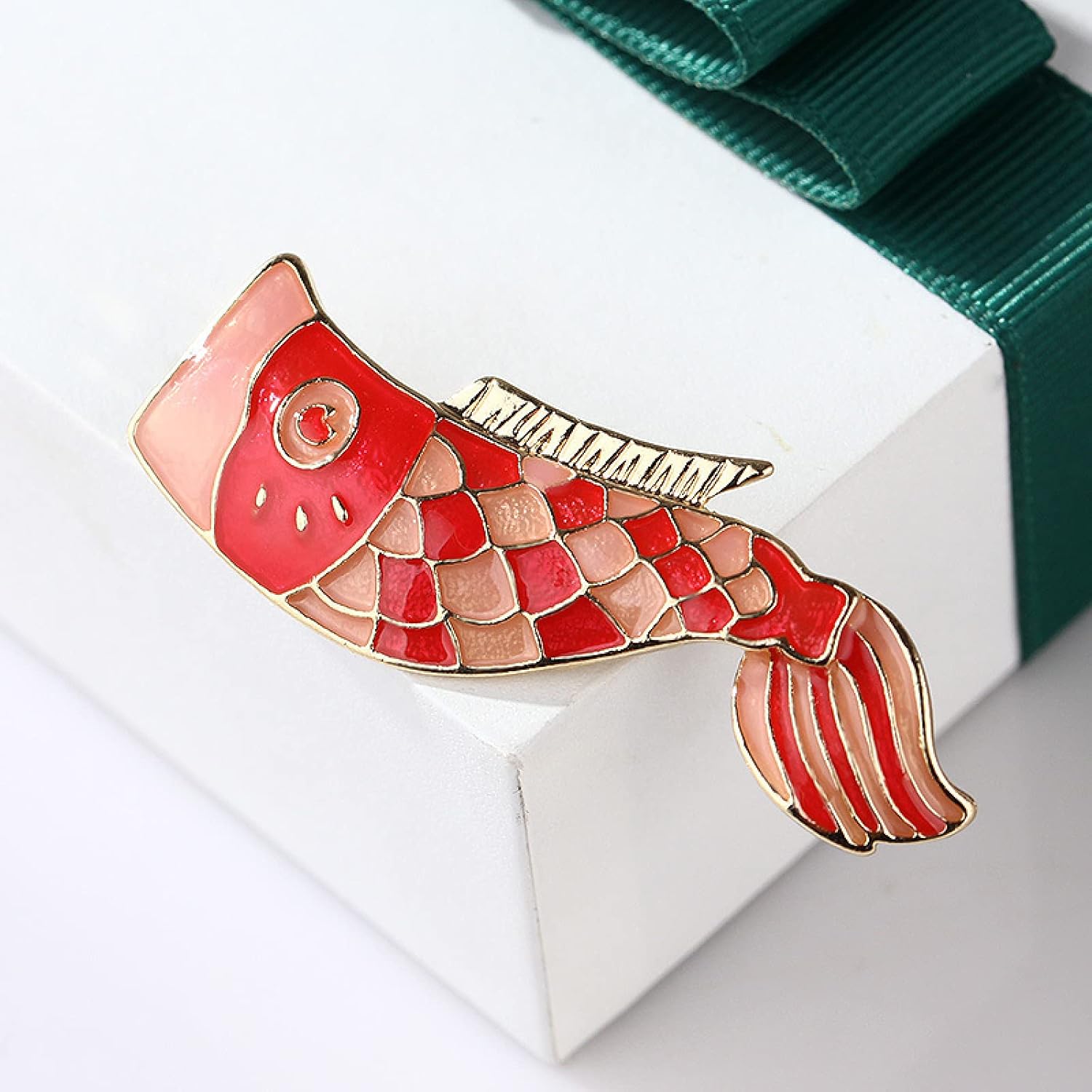 Safety Pin Brooch Pin Broach Badge Brooch Lapel Pin Japanese Cute Red Carp Brooch Painted Oil Enamel All-Match Cardigan Pin Collar Pin Coat Corsage Children'S Brooch,Red