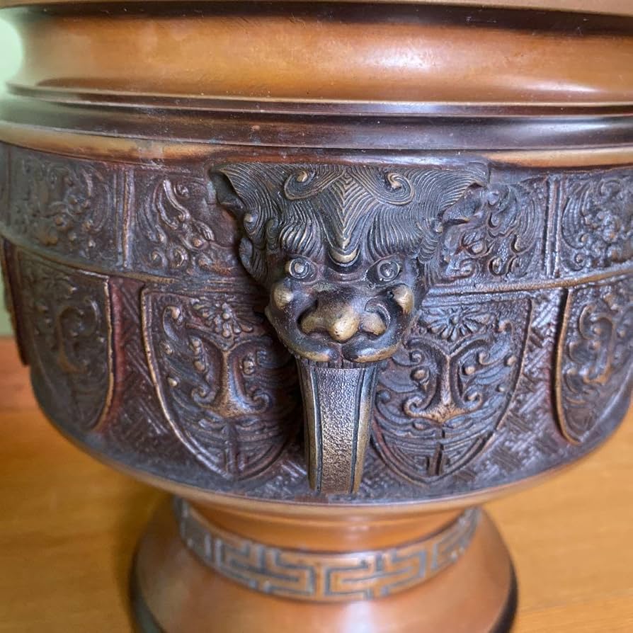 火鉢　2点　宣徳人物模様　銅製　専用木箱付き　年代物　骨董品　工芸品　住まい 火鉢 2点 宣徳人物模様 銅製 専用木箱付き 年代物 骨董品