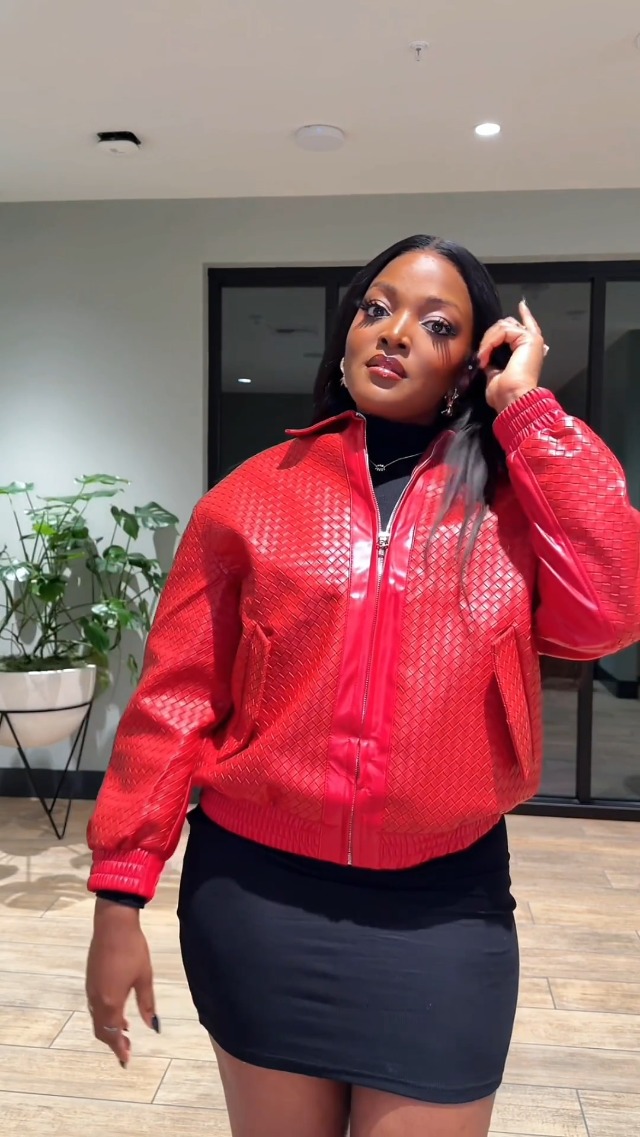 VOIKERDR Red Leather Jacket Women Trendy Zip Up Motorcycle Jackets