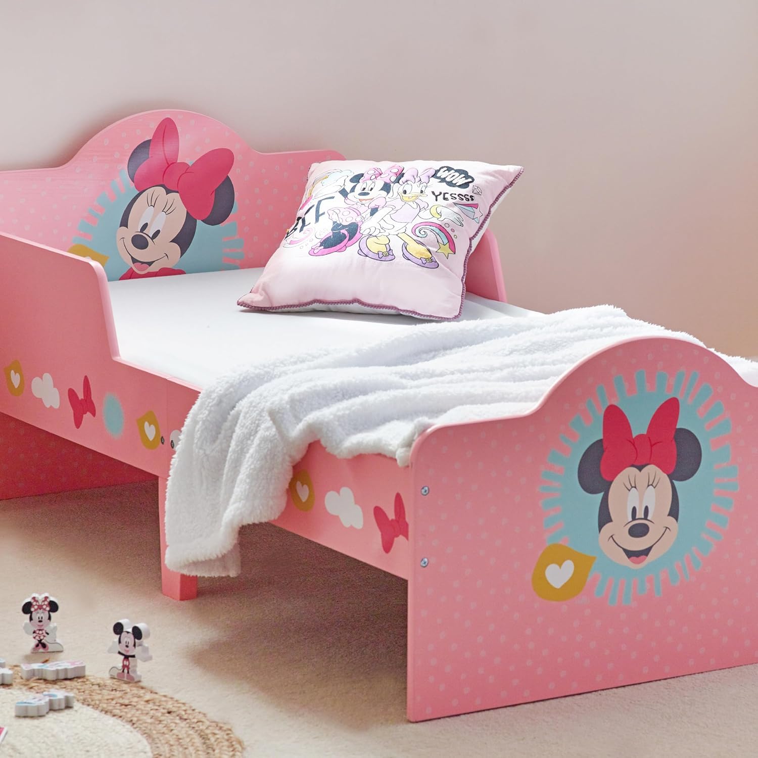 Disney Classic Minnie Maus Kleinkindbett, stabile Holzwerkstoff-Konstruktion, geschützte Seiten, Holzlatten, passend für 140 x 70 cm große Matratze (Matratze nicht im Lieferumfang enthalten)