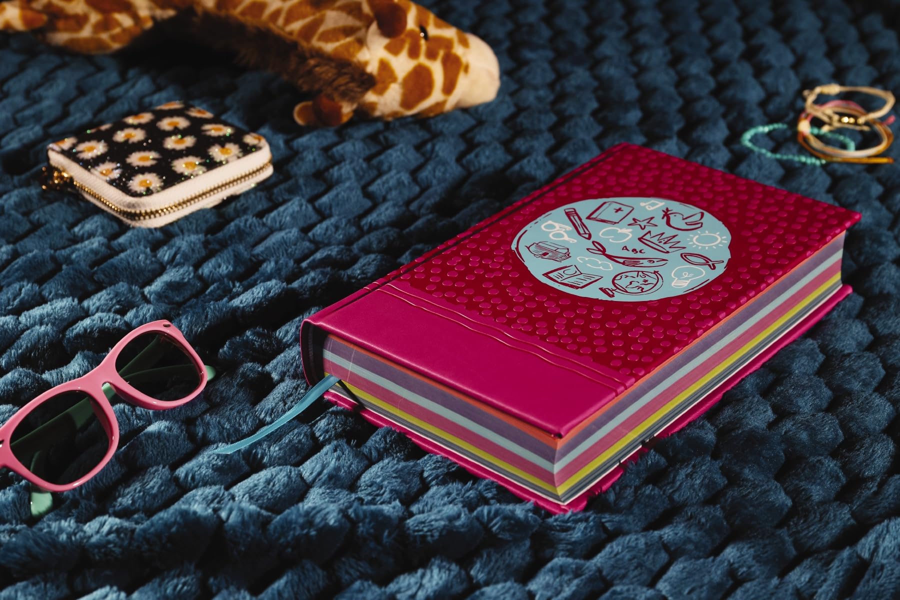 NIrV, Tiny Theologians Bible, Leathersoft over Board, Pink, Comfort Print: A Beginner’s Guide to the Bible – for Kids