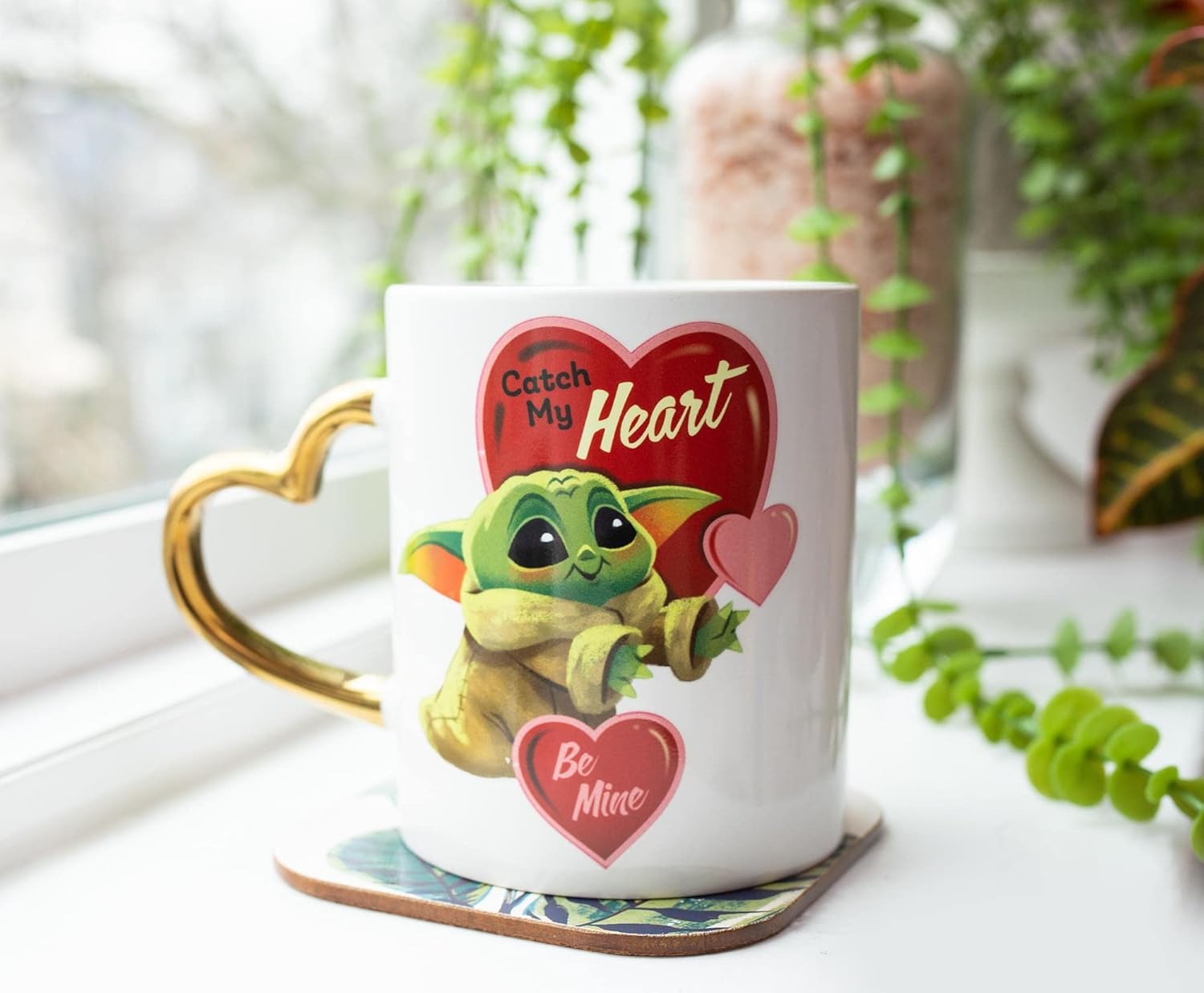 STAR WARS: The Mandalorian Grogu Catch My Heart 14-Ounce Ceramic Mug | BPA-Free Large Coffee Cup For Espresso, Caffeine, Beverage | Home & Kitchen Essentials, Cute Baby Yoda Gifts and Collectibles