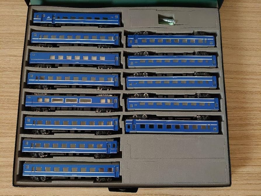 Amazon | KATO 24系25形 寝台特急あさかぜ・瀬戸 再現 13両セット A8EB