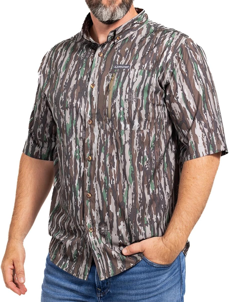 Realtree Men's Button-Down Original Camo Camp Short Sleeve Shirts for Hunting, Hiking and Fishing, Size Small