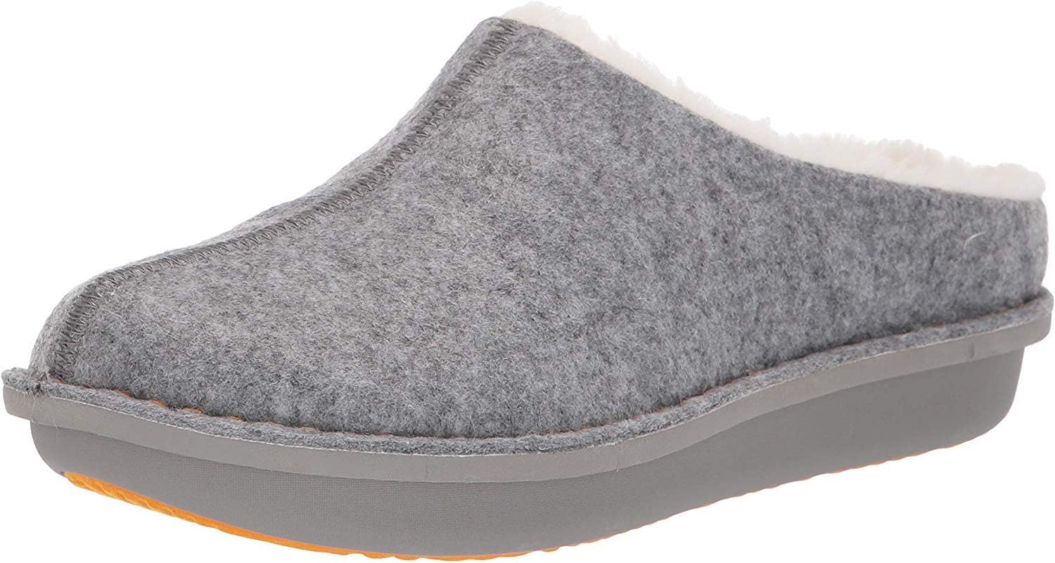 clarks women's step flow clog