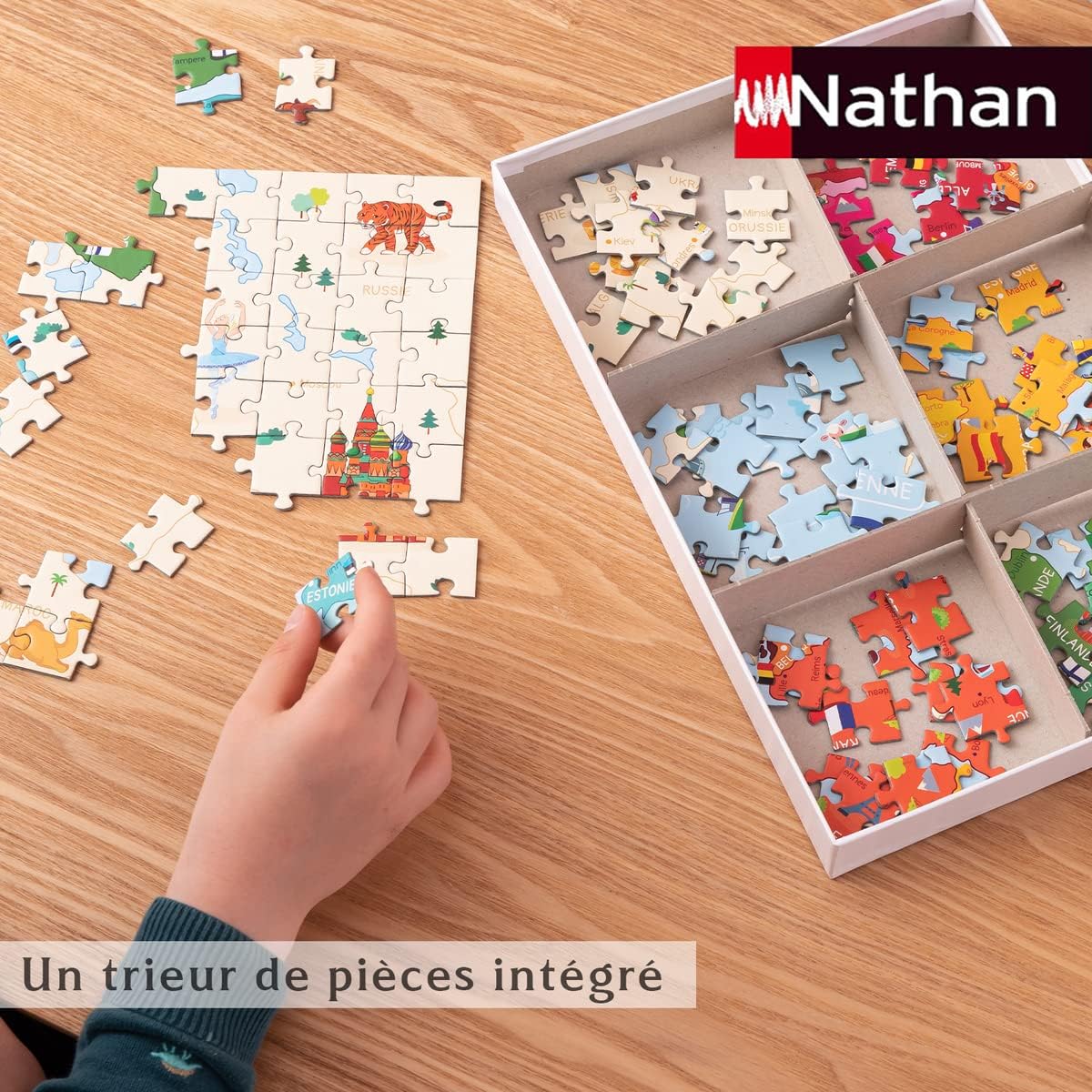 Nathan - Children's Puzzle - 250 Pieces - Map of Europe - Girls or Boys from 8 Years - High Quality Puzzle - Thick and Durable Cardboard - Cartography - 86879