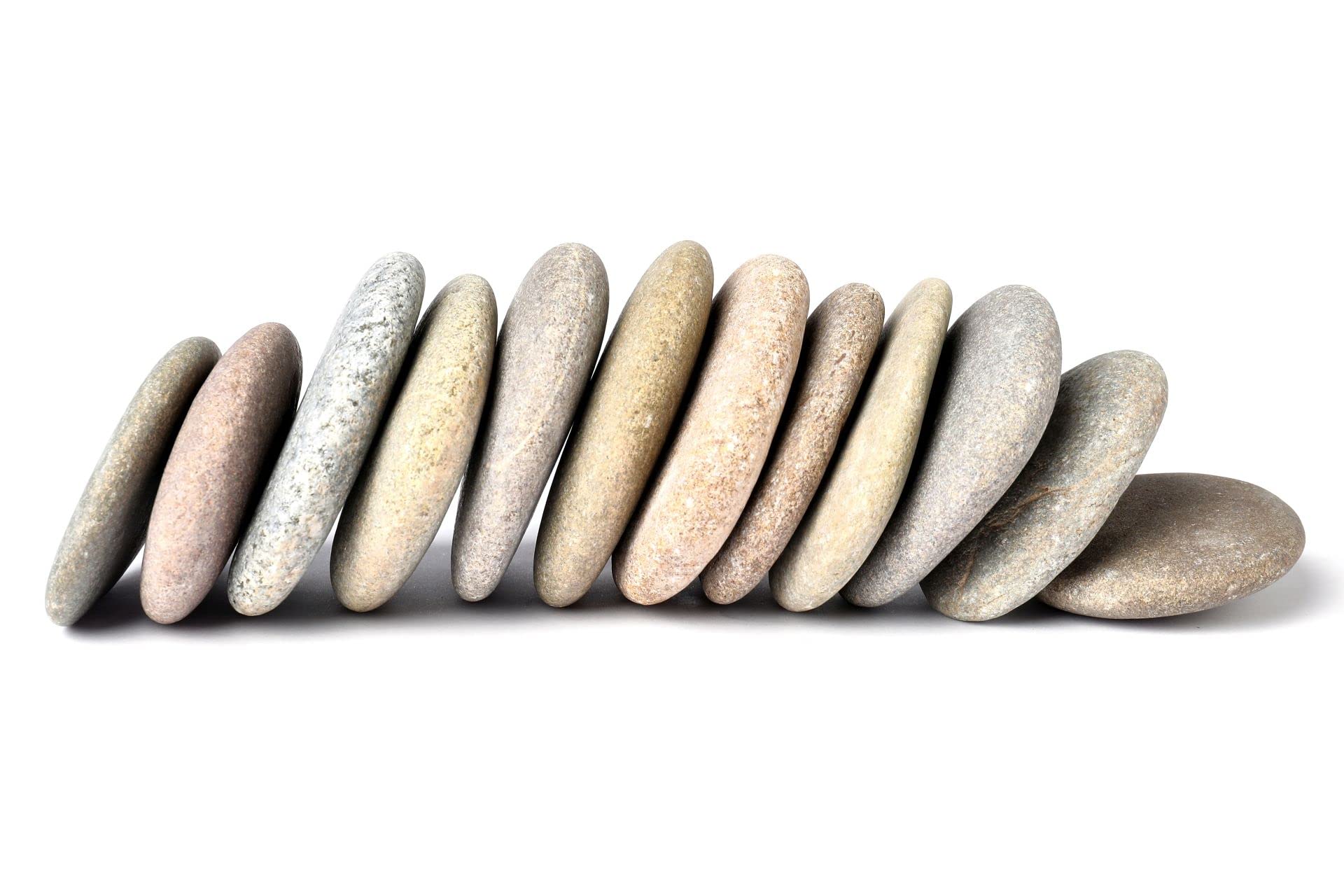 ShoppeWatch Galets a Peindre | Lot de 12 Pierres Plate Decoratif | Decoratif Naturel Cailloux Jardin Exterieur | Artisanat Taille de 5 à 8 cm PS10