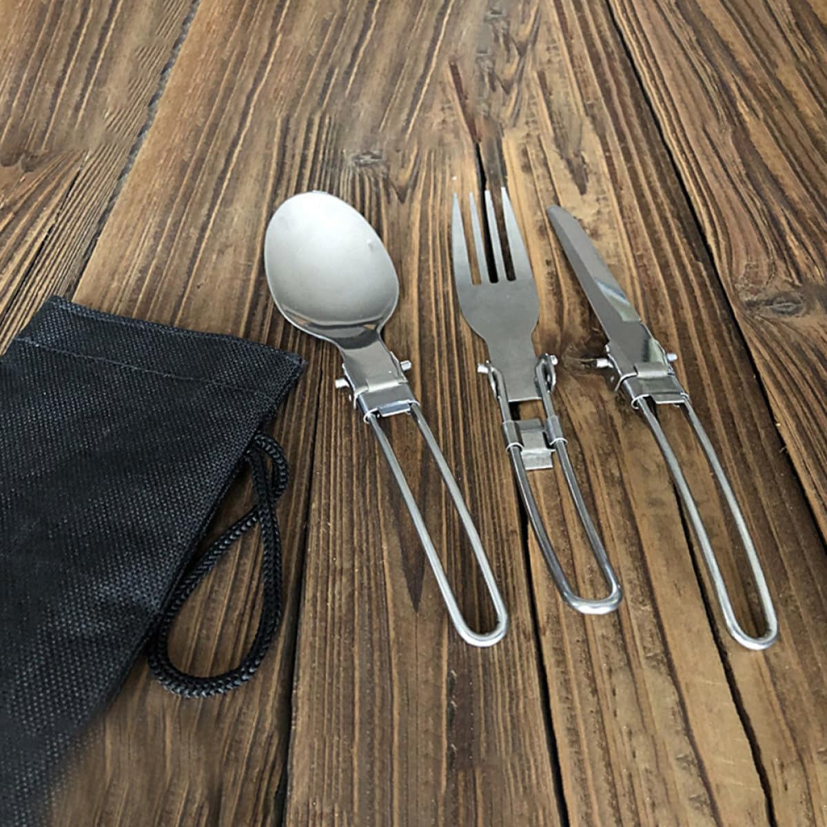 DECHOUS Portable Lightweight Outdoor Cooking Pot and Picnic Cookware Kit with Bright Colored Pot and 1-Person Tableware Set for Hiking and Camping