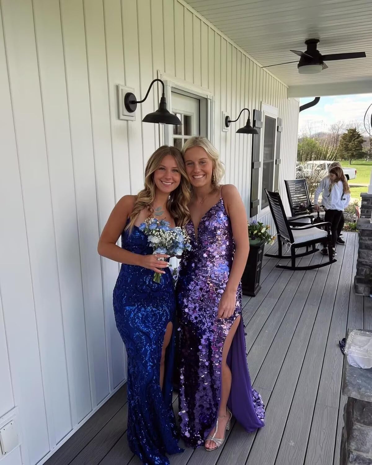 Fashionbride Spaghetti Strap Sequin Prom Dresses for Women V Neck Tight Mermaid Formal Evening Gowns with Slit AP11