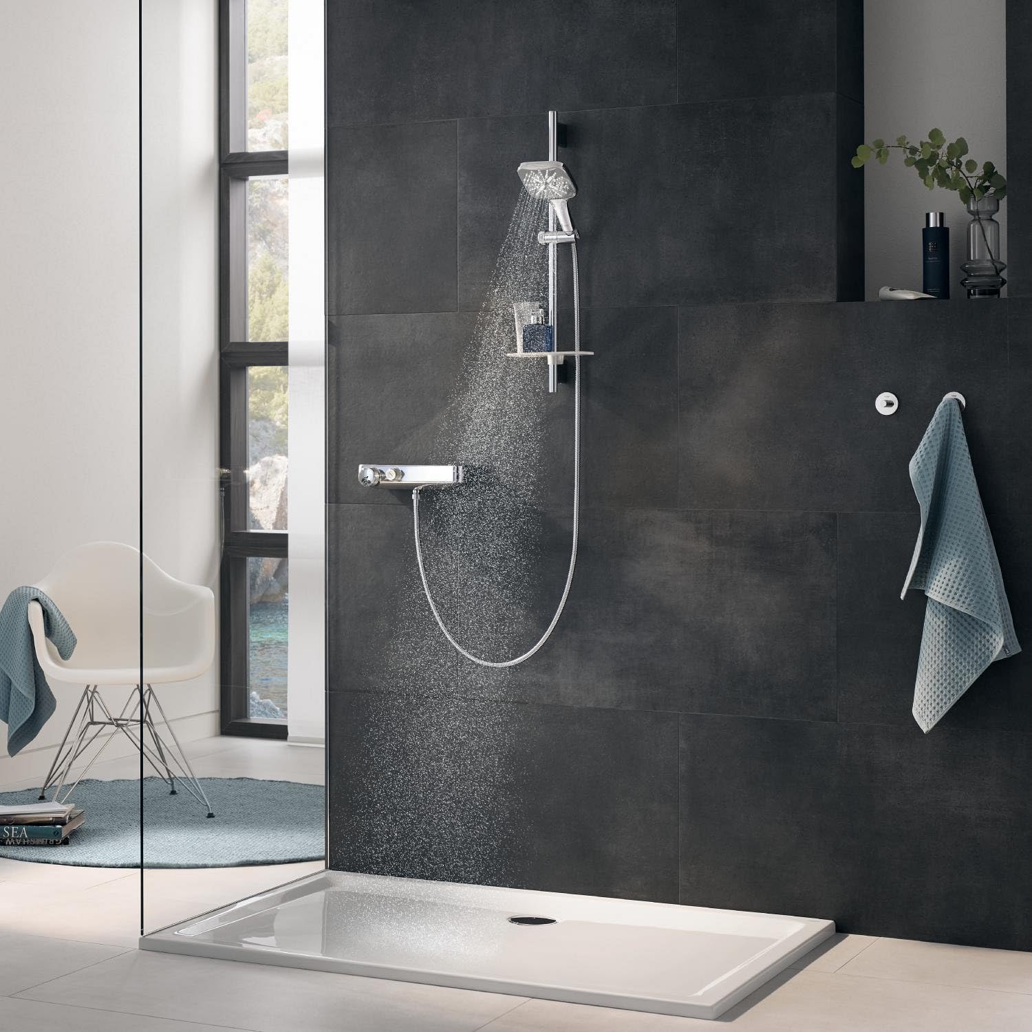 GROHE Vitalio 130 SmartActive Cube- Conjunto de ducha (teleducha 13 cm con 3 chorros, barra ducha 60 cm, soportes de pared metal, flexo 1,75 m, menor consumo agua), cromo, 26596000