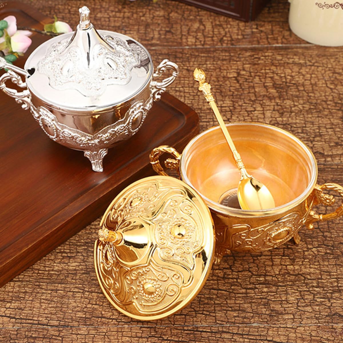 SEWACC Boîte à Épices Dorée en Métal avec Couvercle – Récipient à Condiments Cuisine – Accessoire Doré Décoratif pour Sel Poivre Sucre – Pot à Assaisonnement Pratique et Élégant